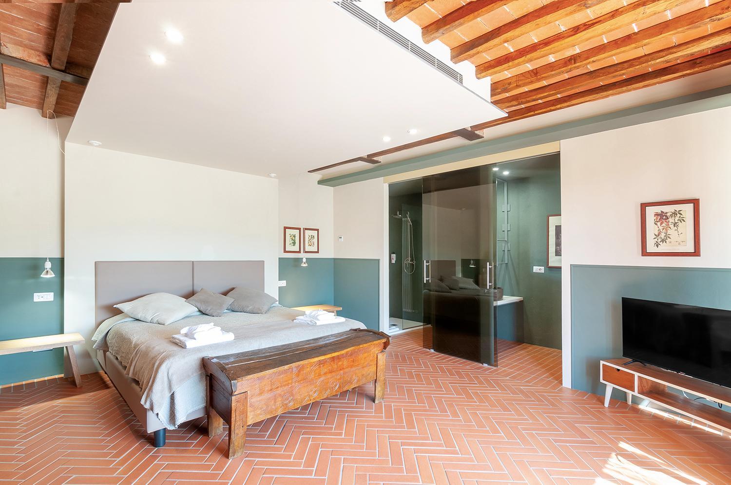 Suite - Photo 6