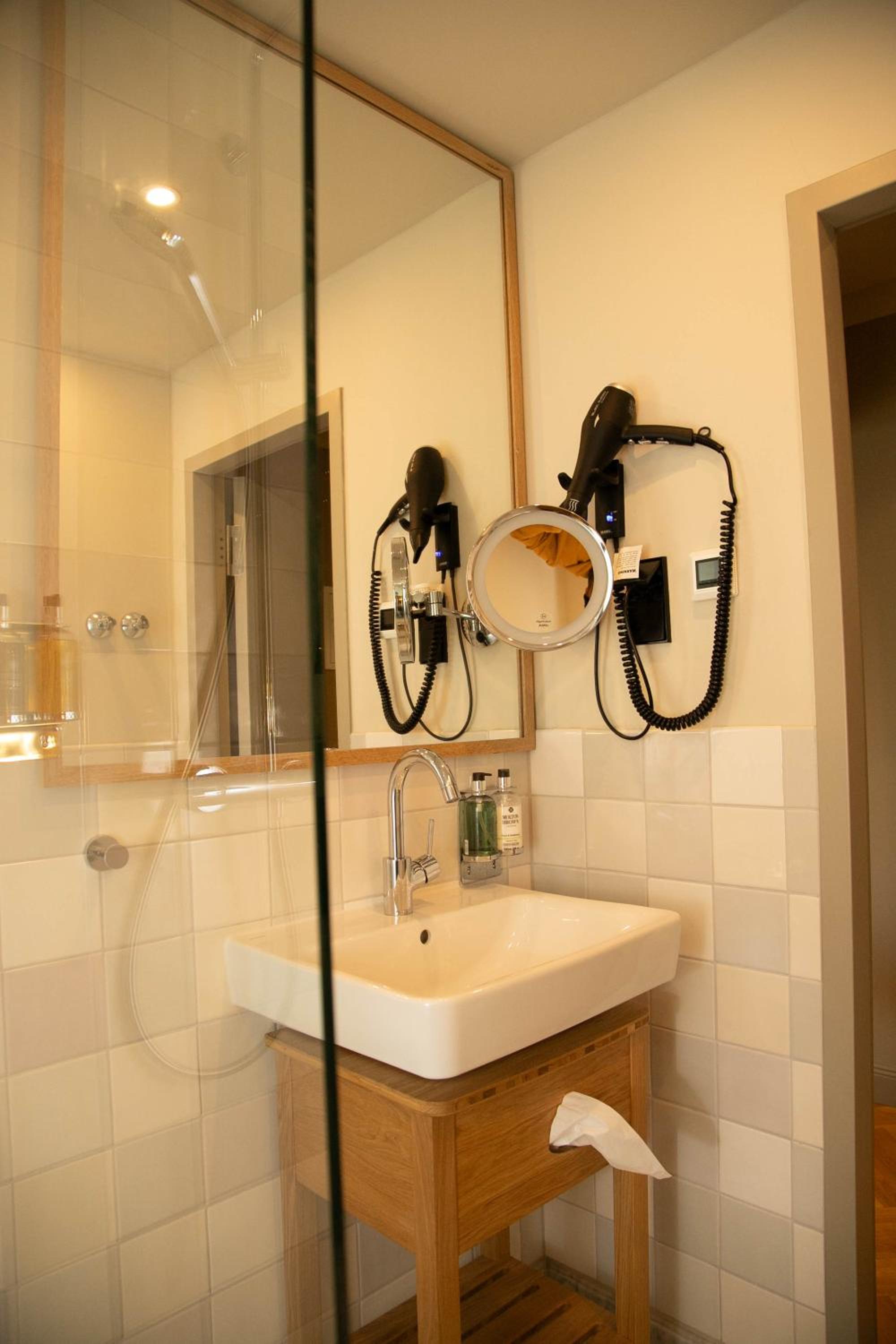 Junior Suite with Balcony, photo 7