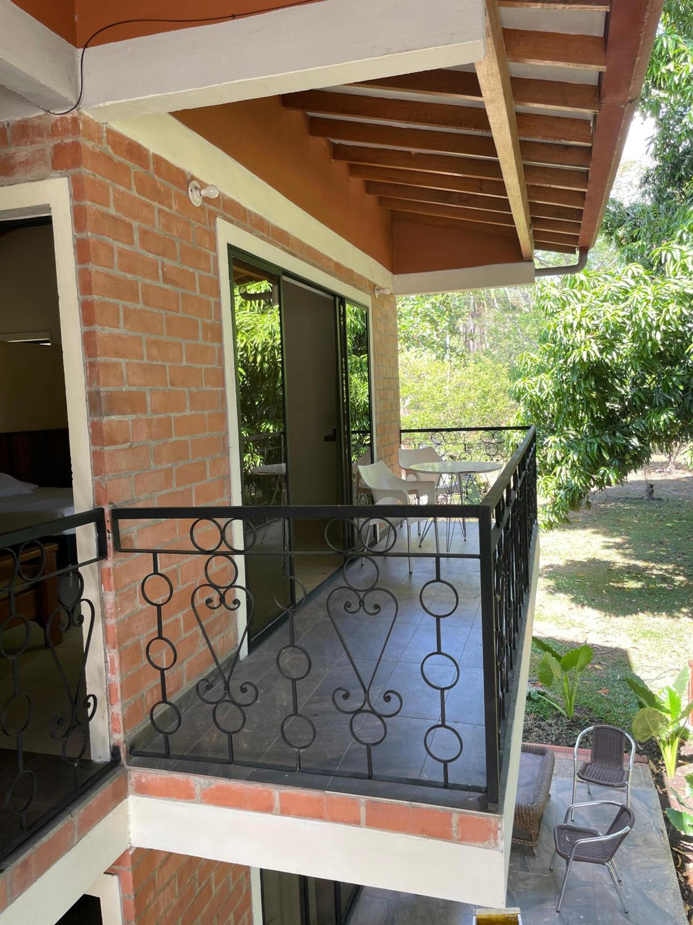 Deluxe Double Room with Balcony photo 3