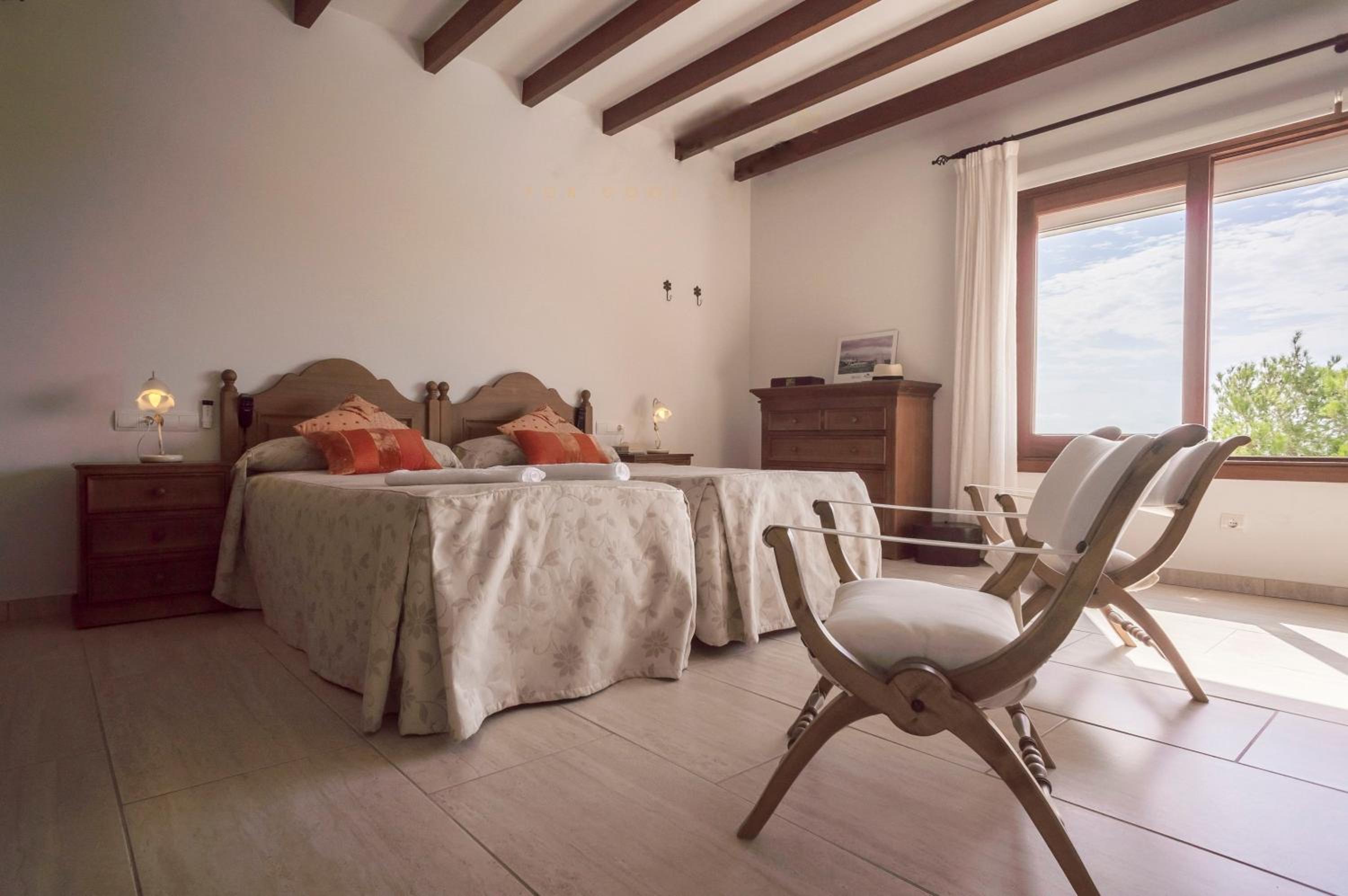 Casa de cinco habitaciones