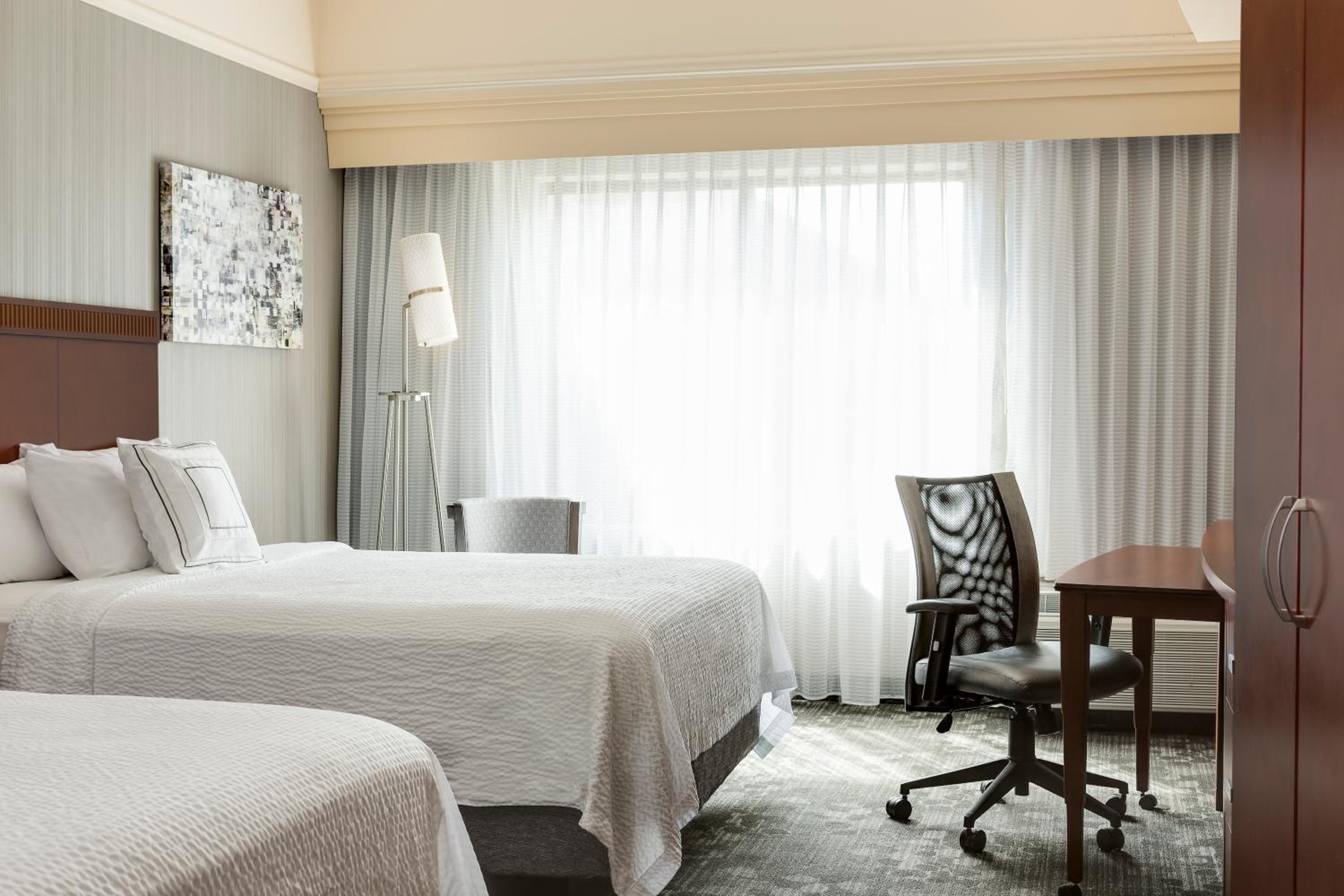Queen Room with Two Queen Beds - Photo 1