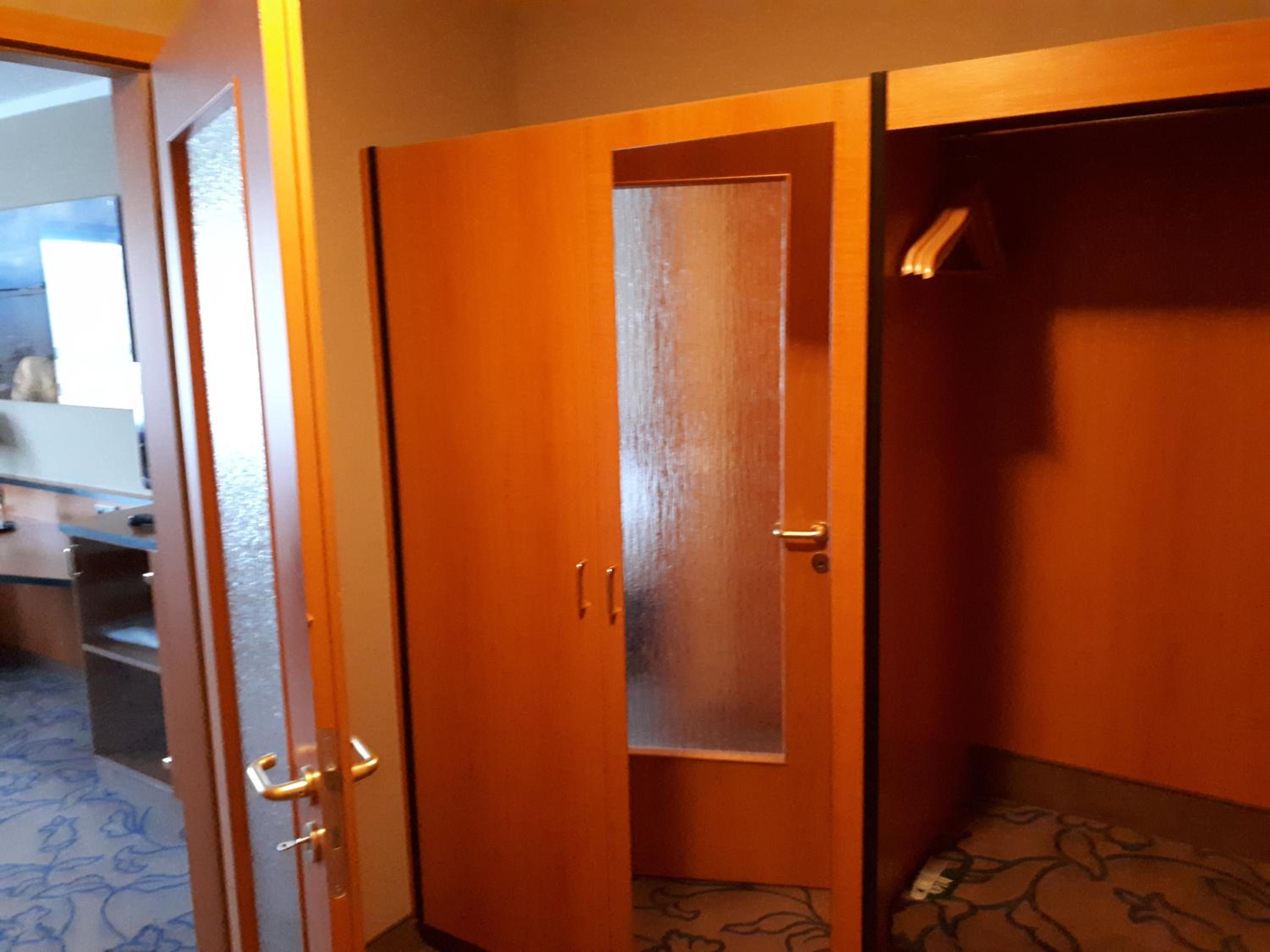 Standard Double Room - Photo 5