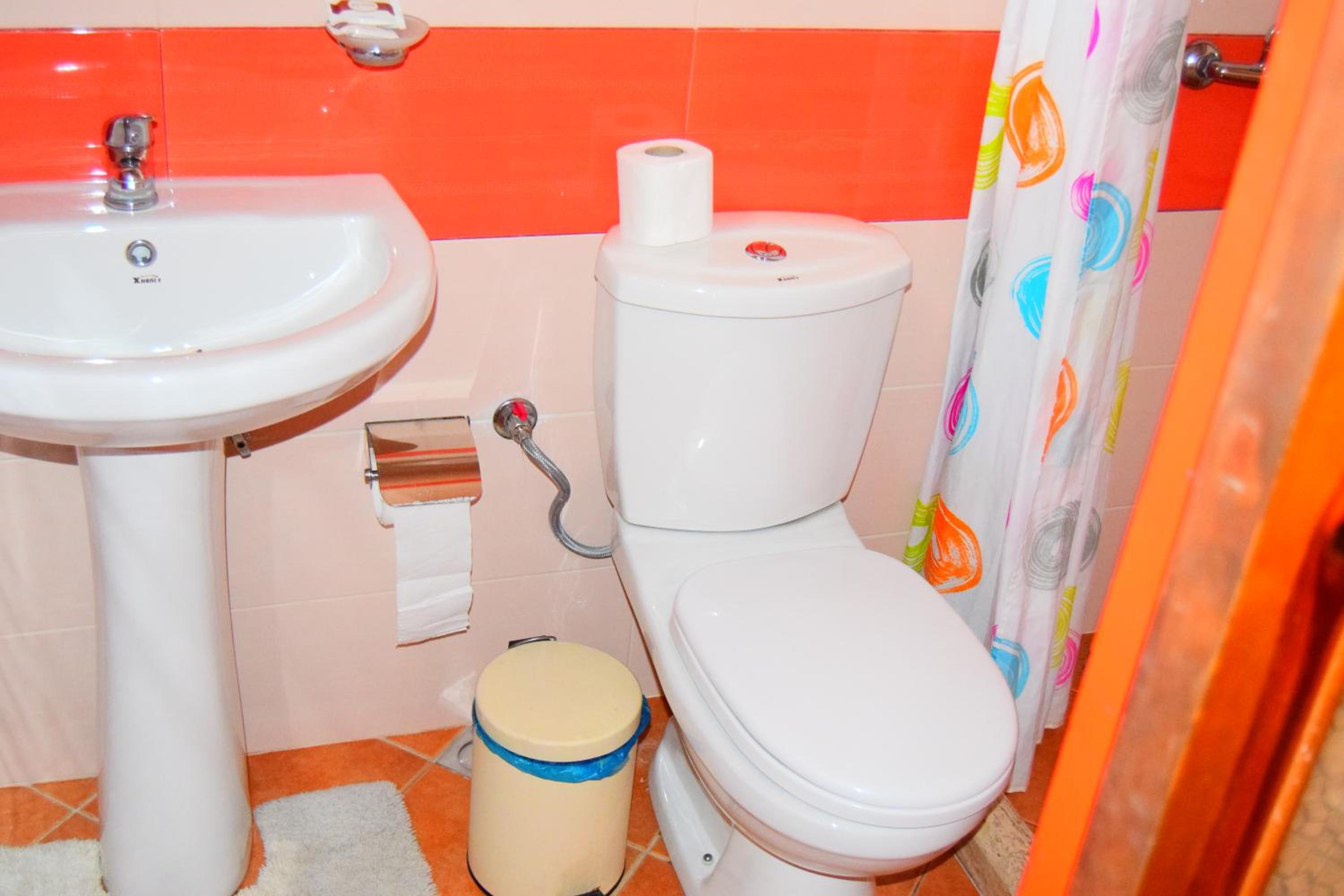 Double Room with Private Bathroom photo 2