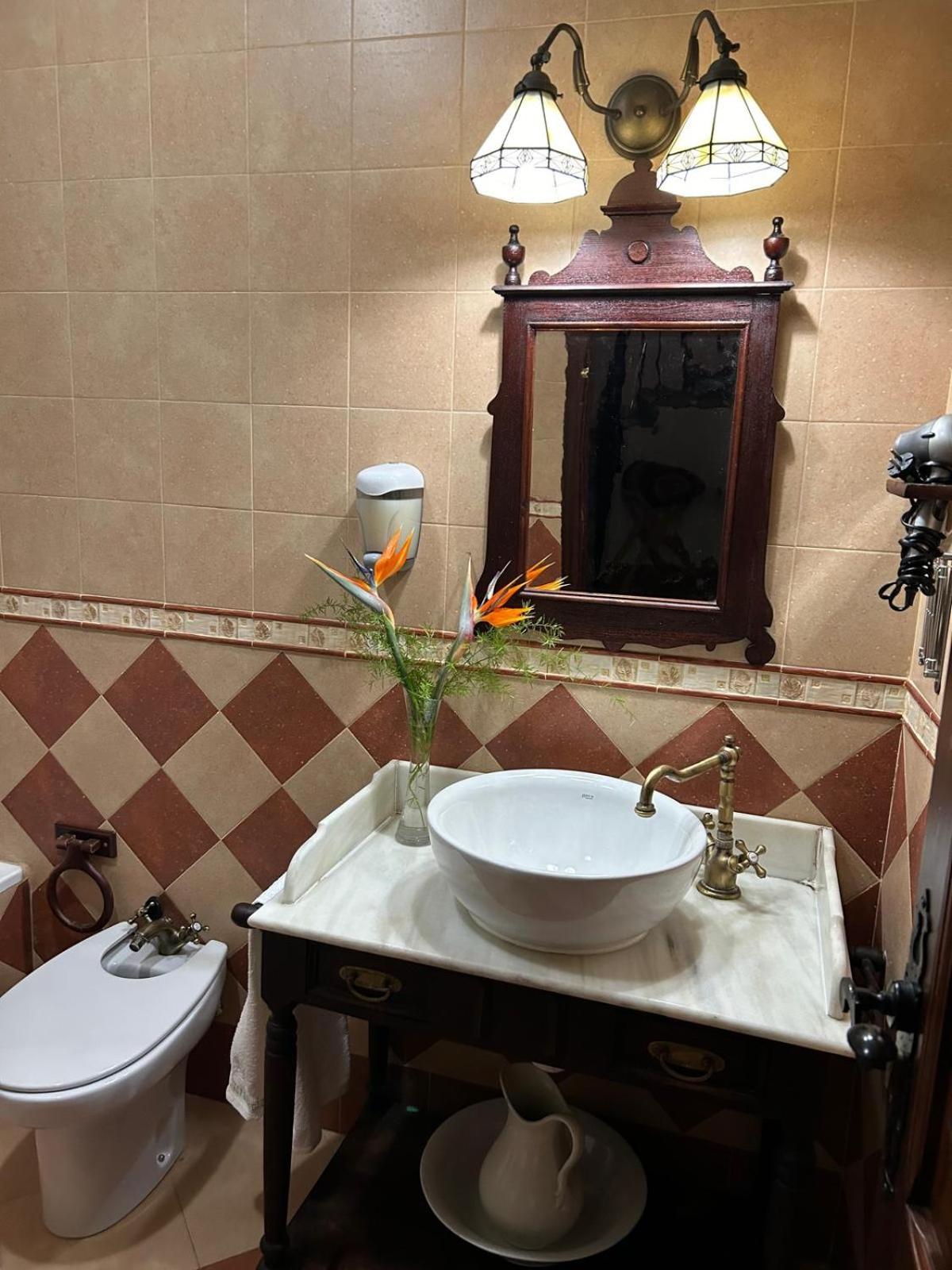 Double Room with Private External Bathroom photo 3