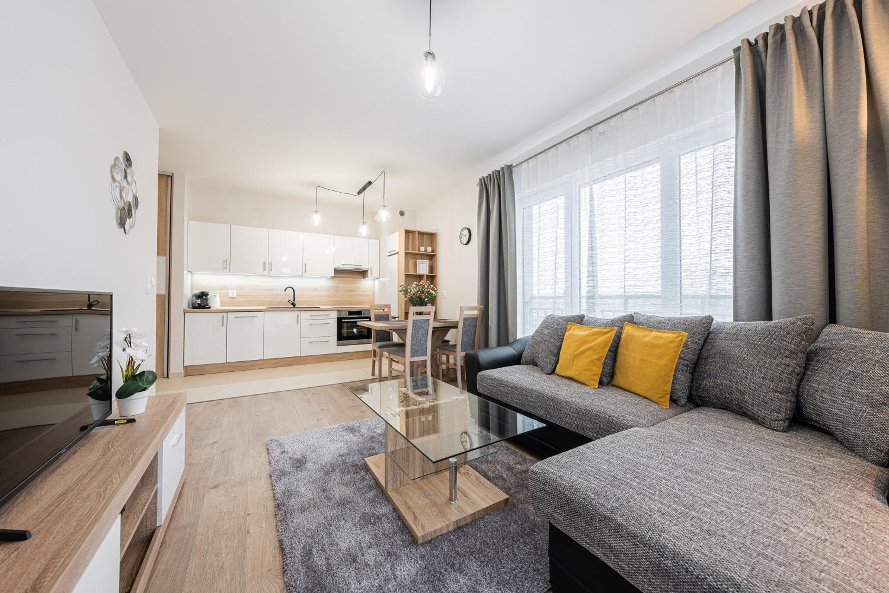 Two-Bedroom Apartment - Photo 3