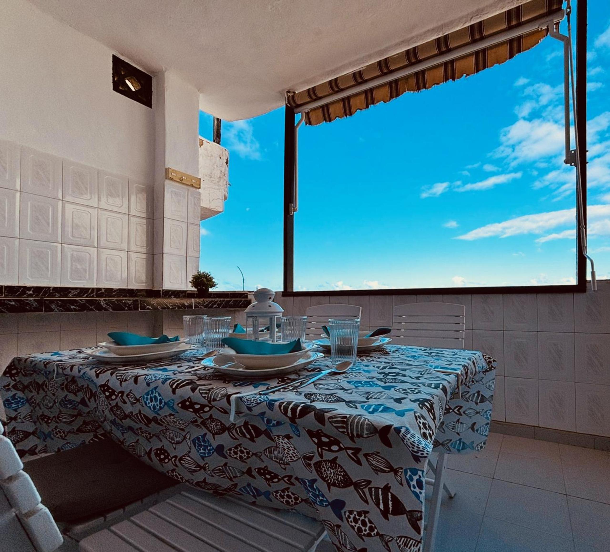 Apartment with Sea View photo 2