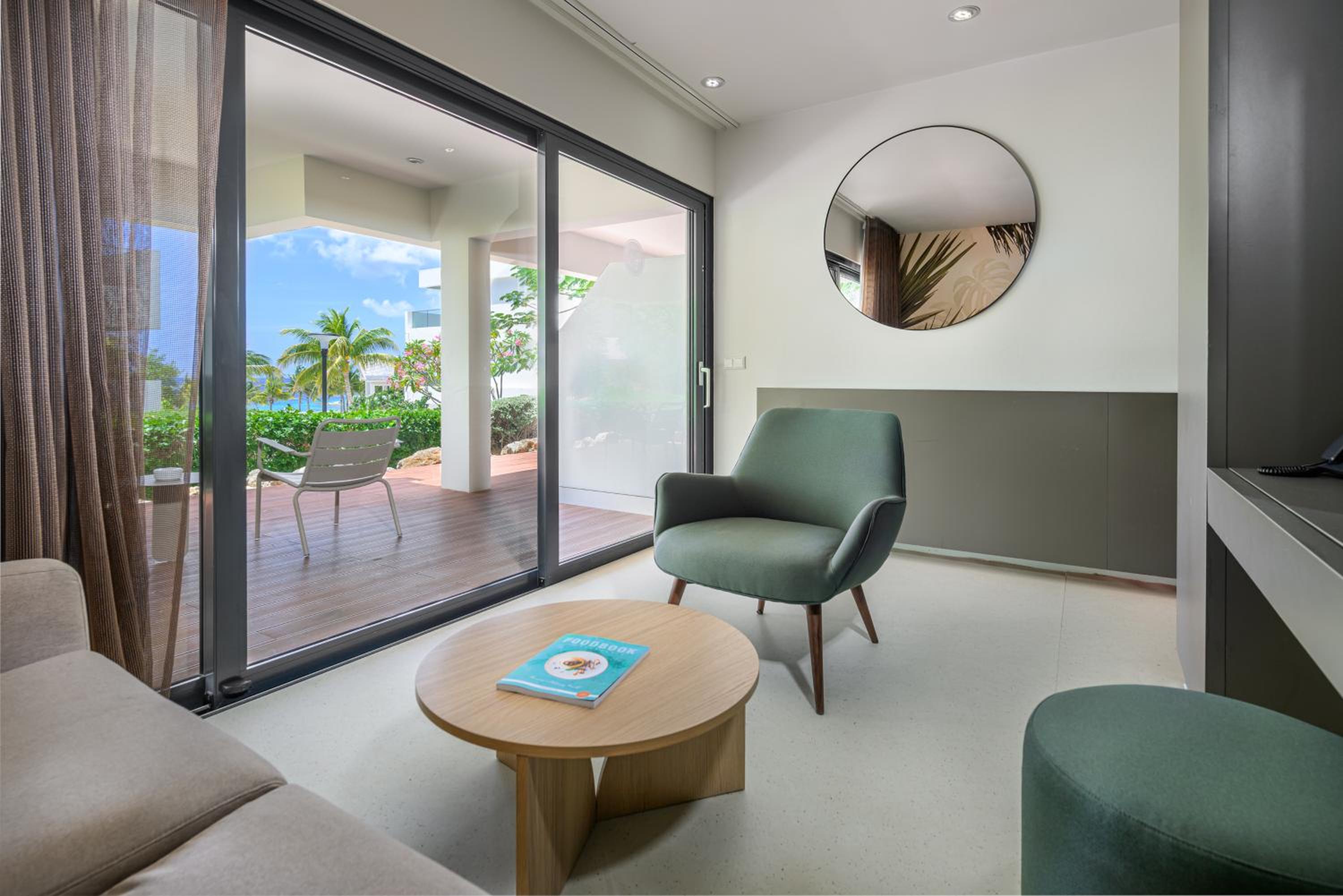 King Room with Garden View