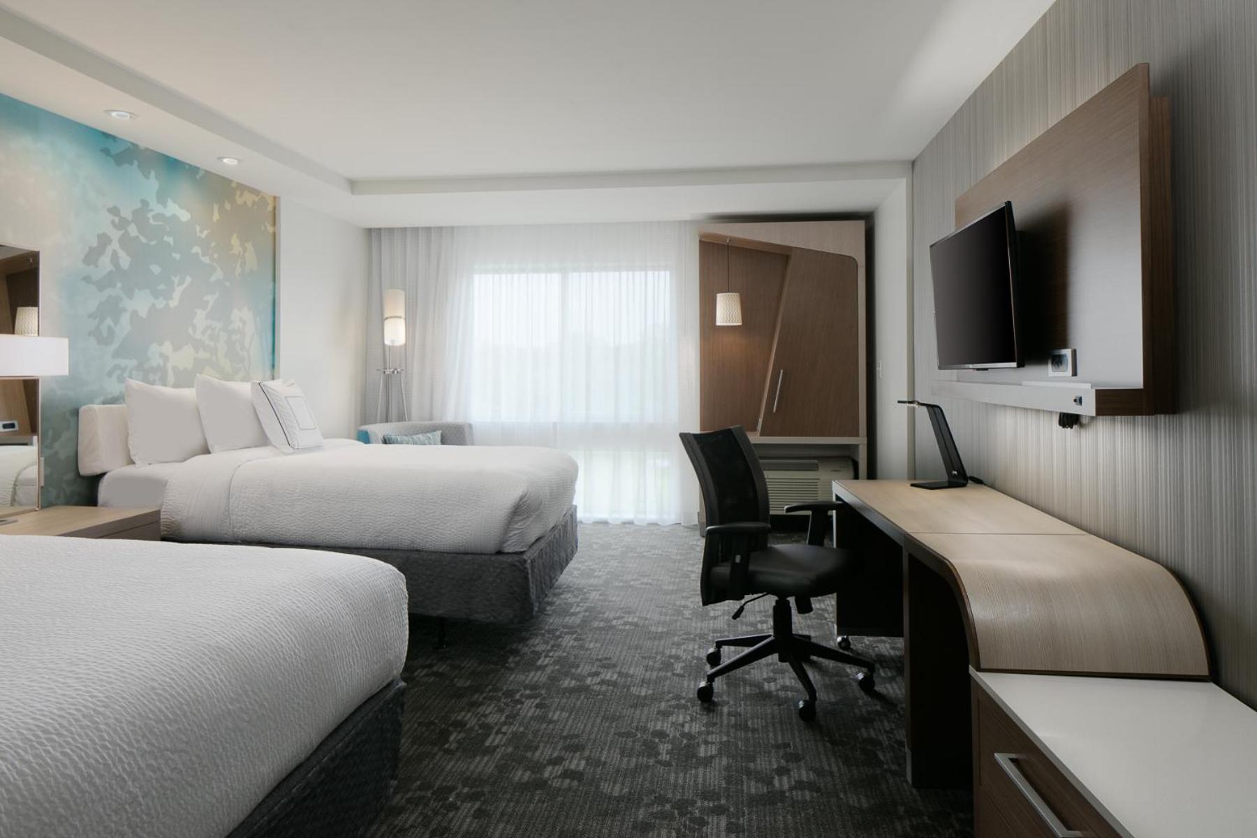Queen Guest Room with Two Queen Beds