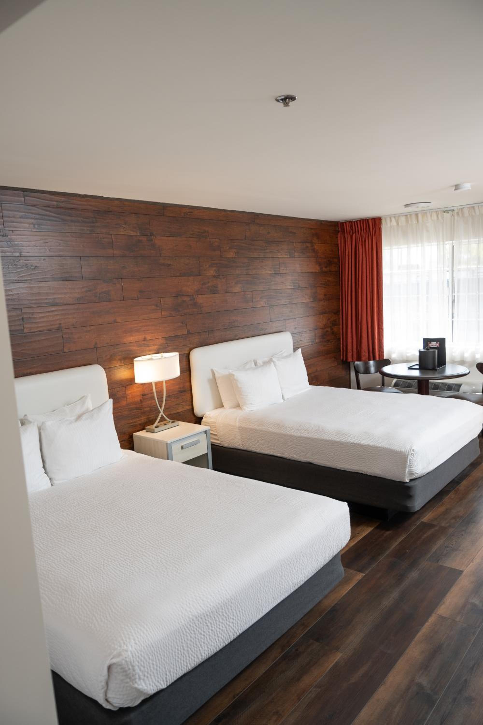 Executive Suite photo 2