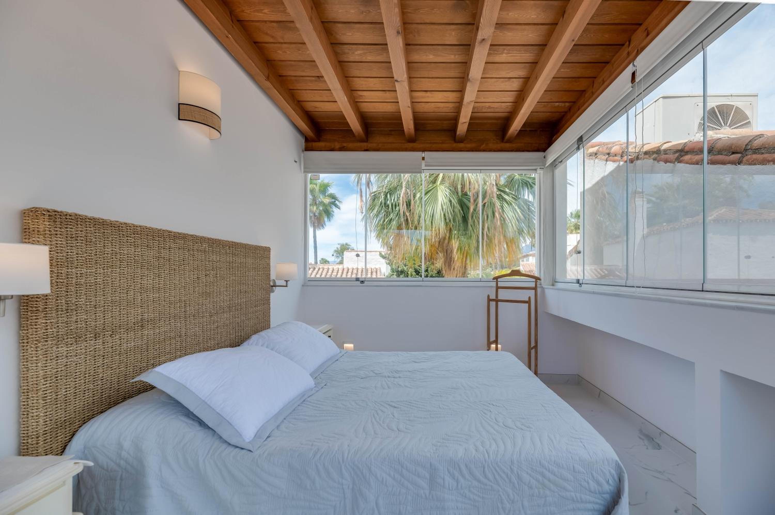 Casa de cuatro habitaciones