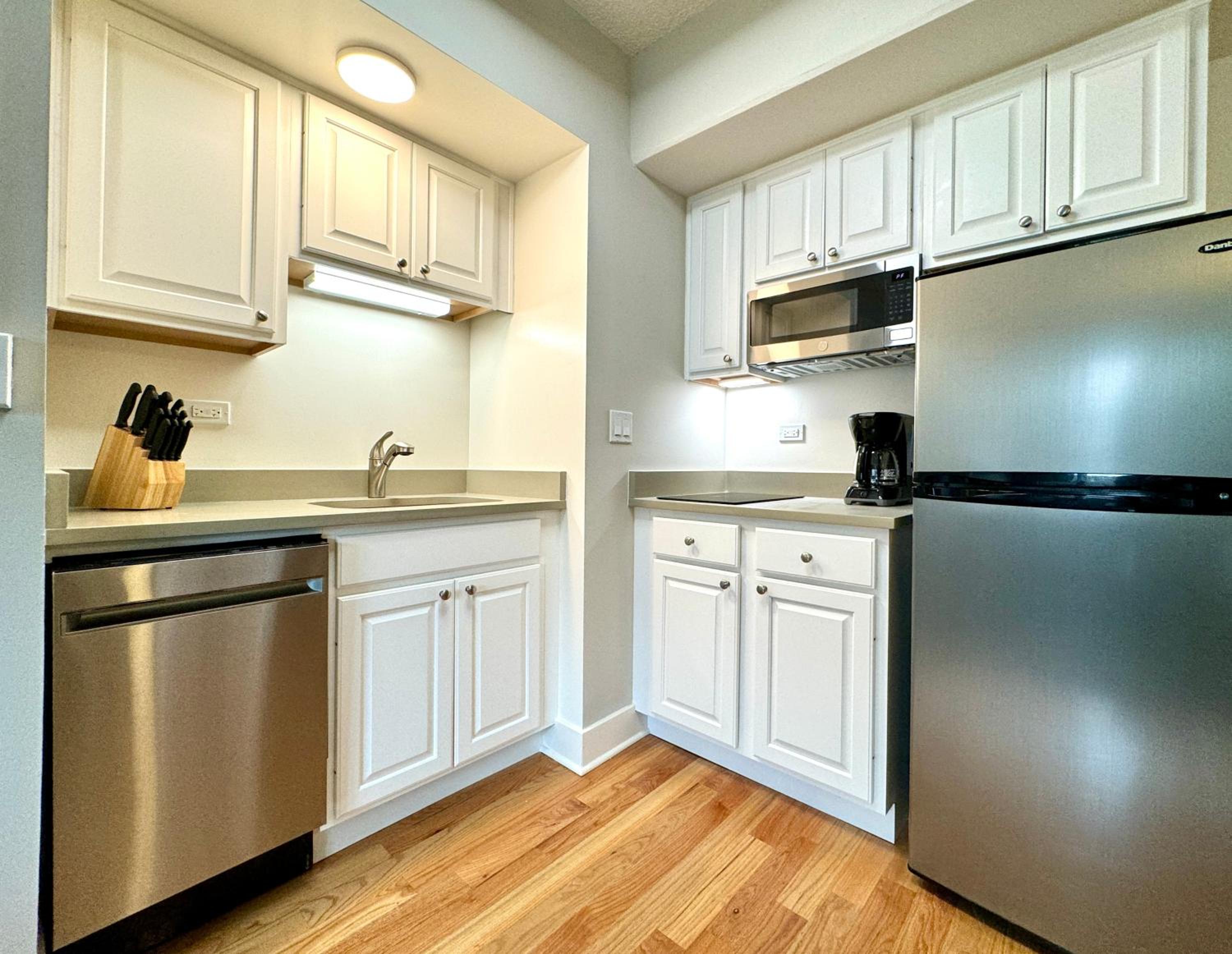 One-Bedroom Deluxe City View Suite