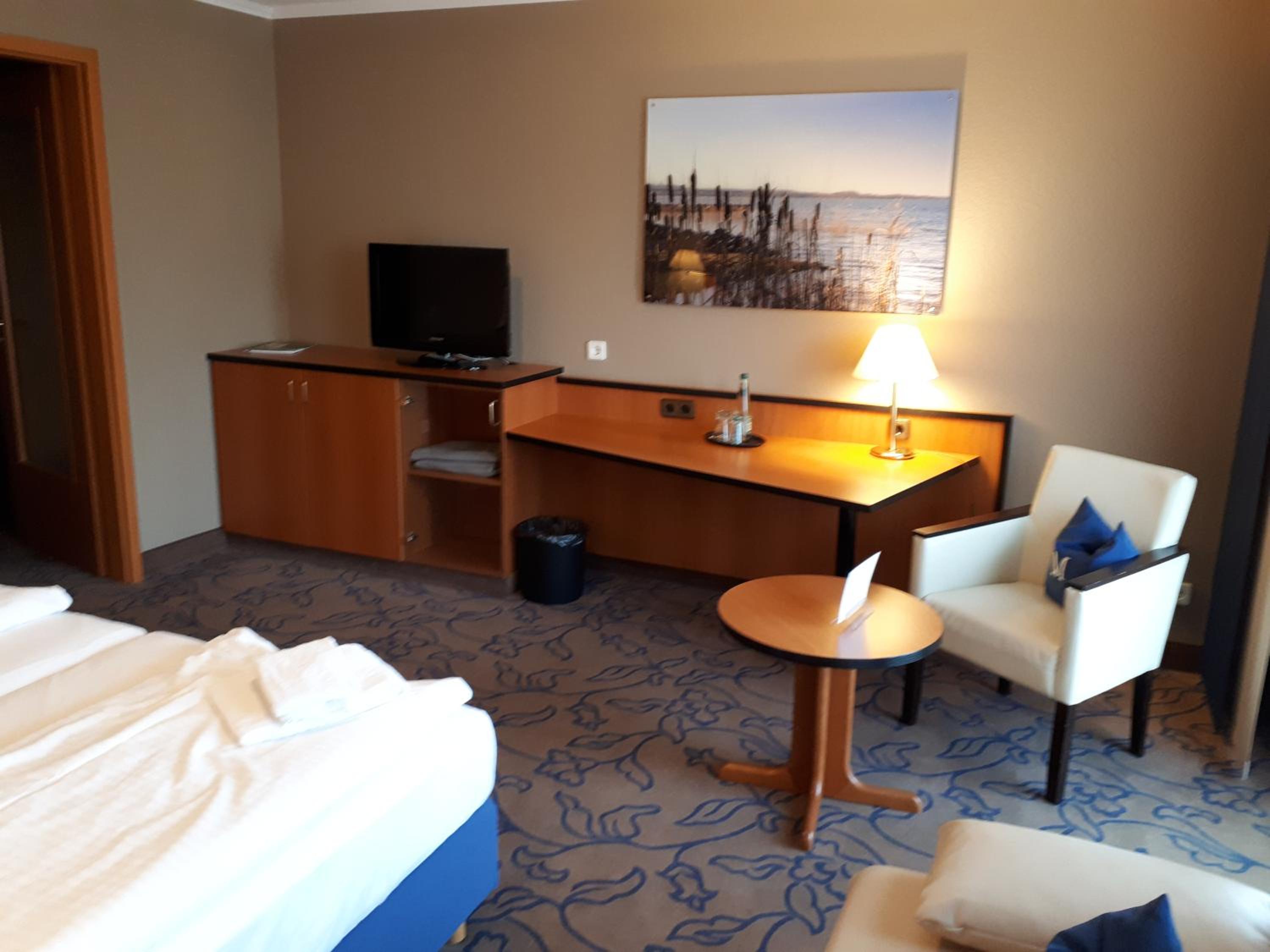 Double Room with Extra Bed - Photo 2