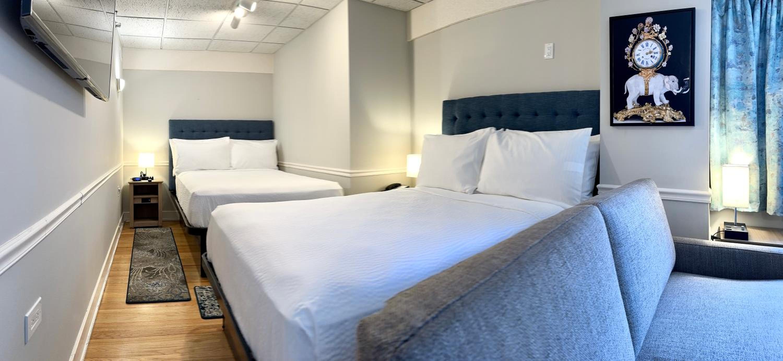 Two-Bedroom Two Bed Suite