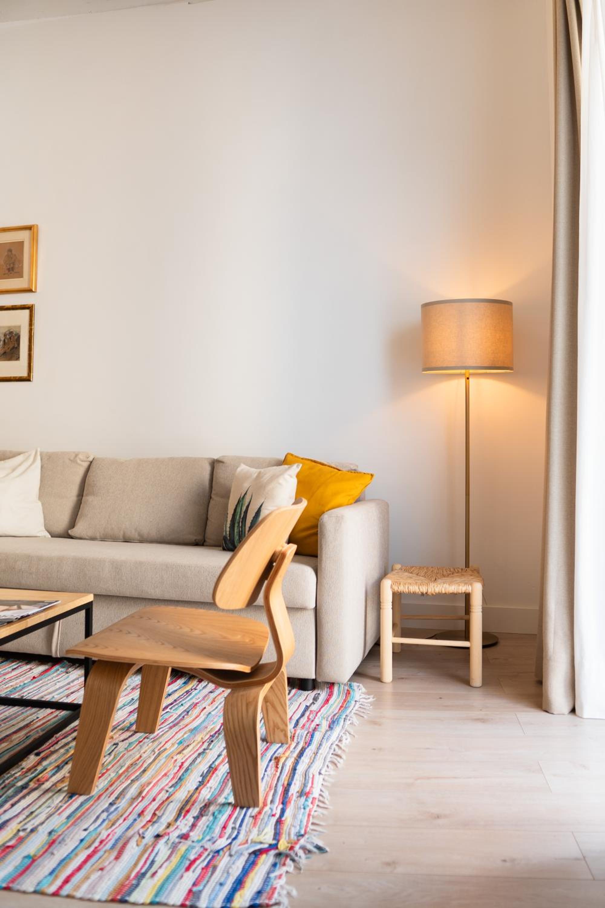 One-Bedroom Apartment - Photo 4