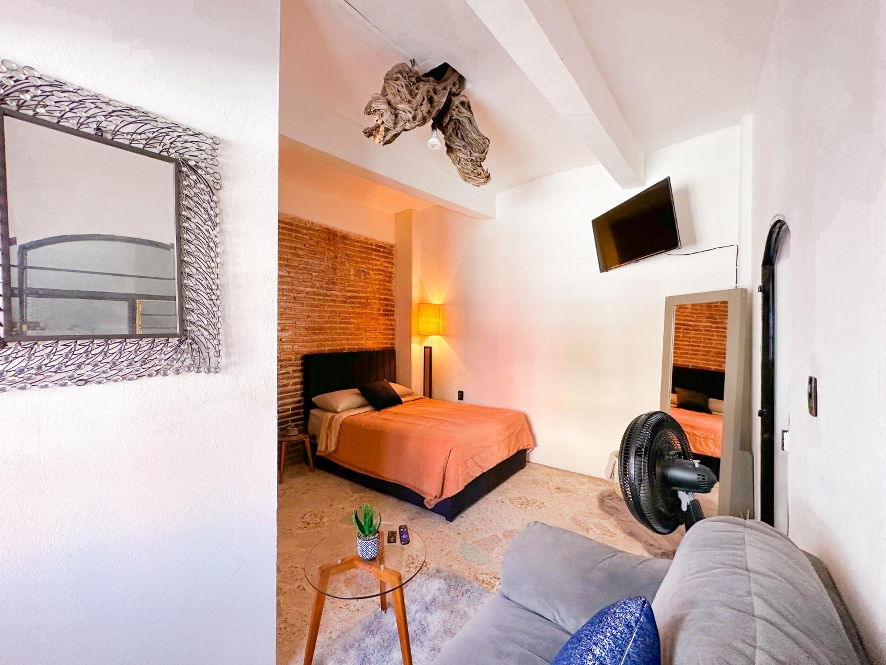 Double Room With Private Bathroom