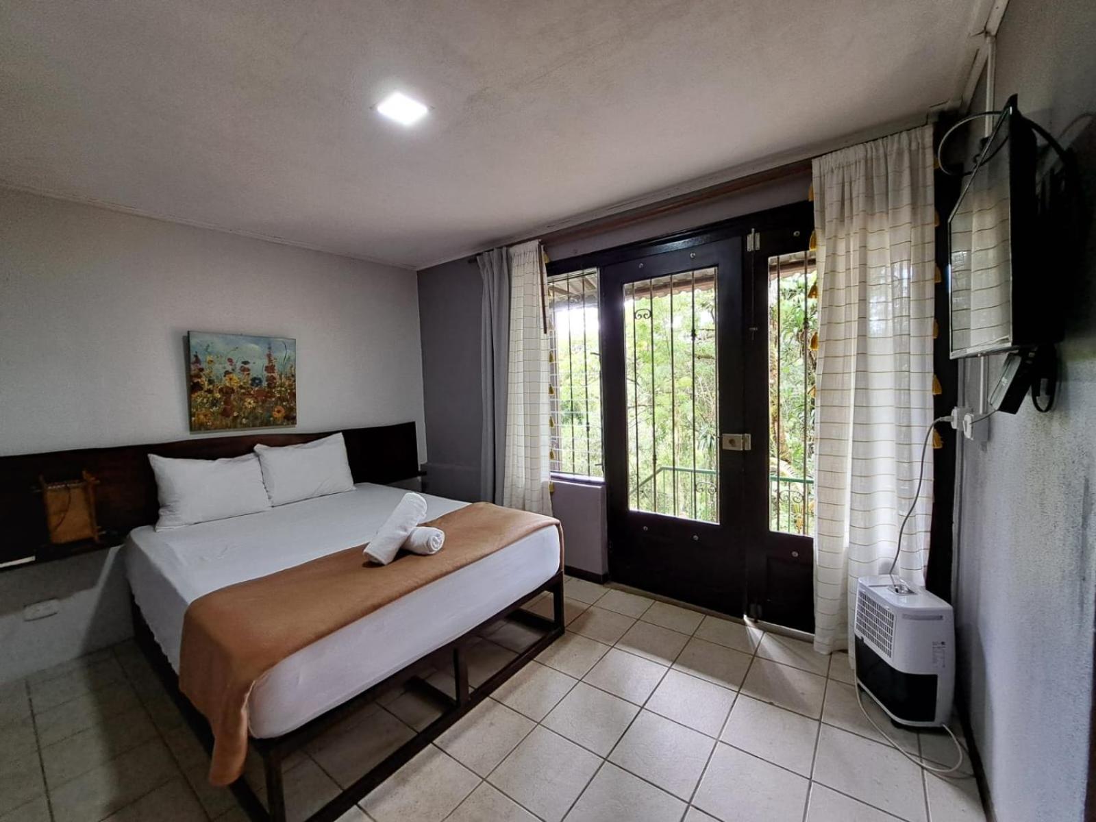 Small Double Room photo 2