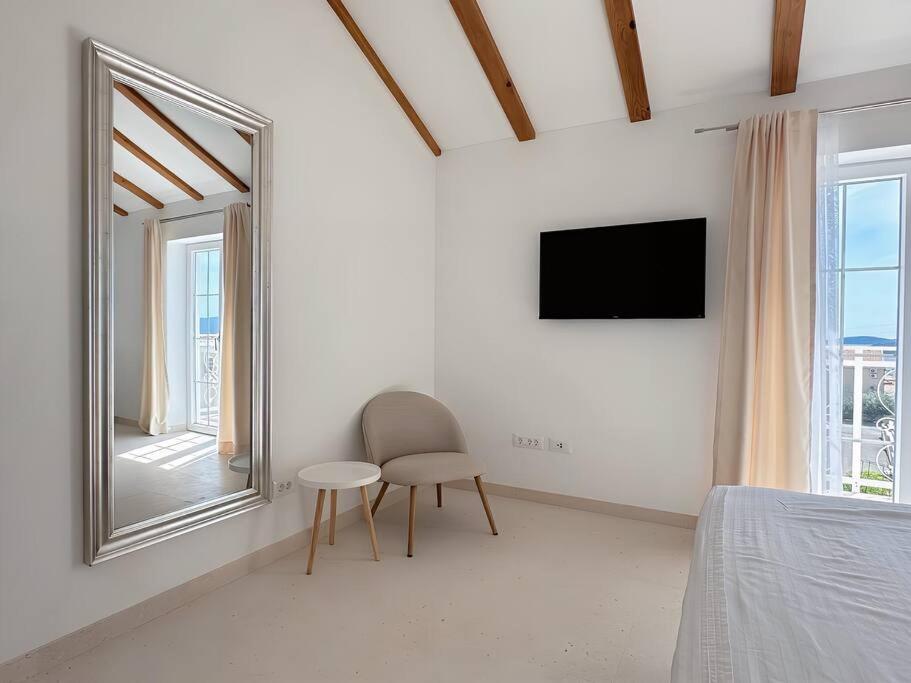 Villa photo 1