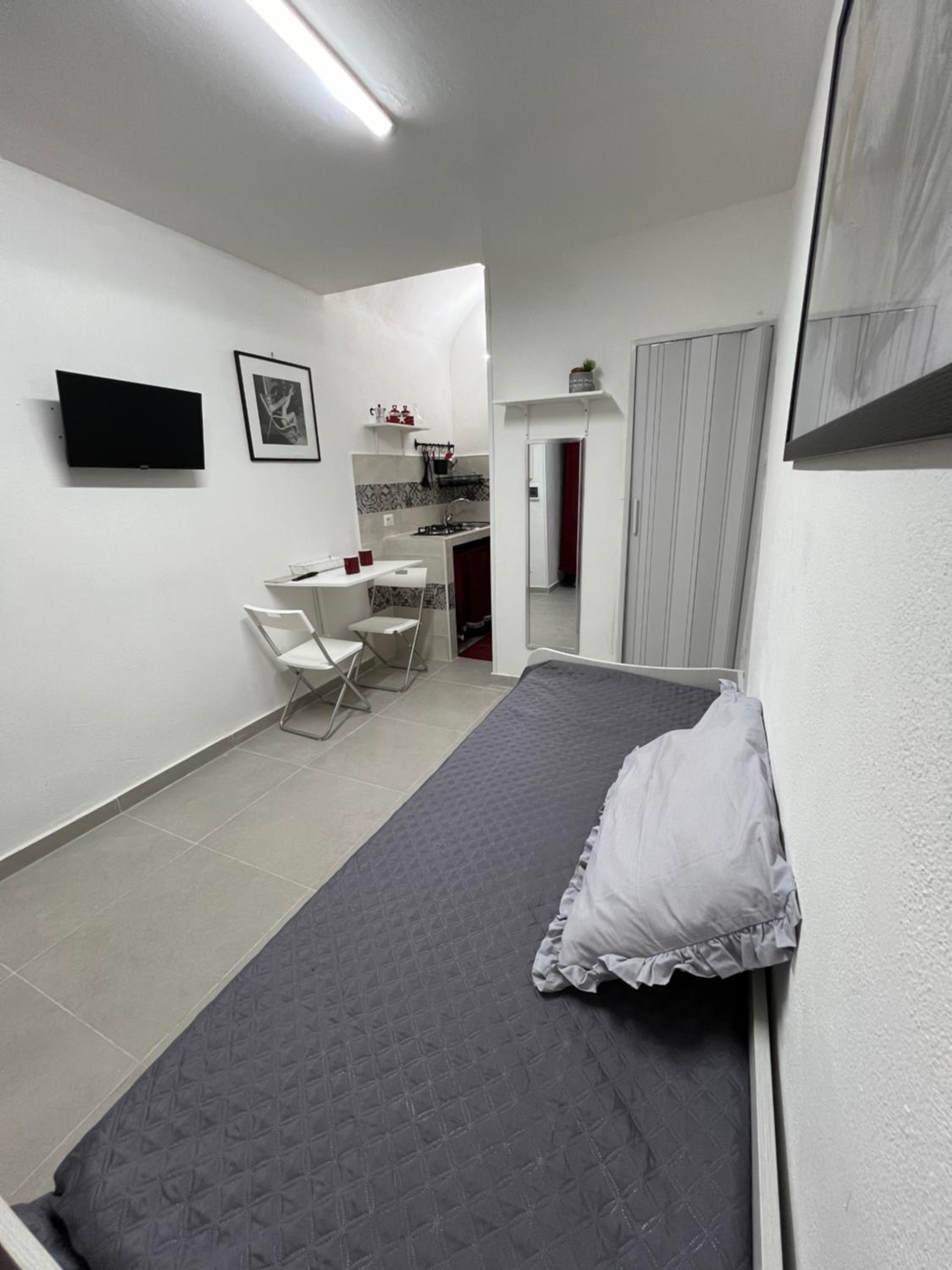 One-Bedroom House