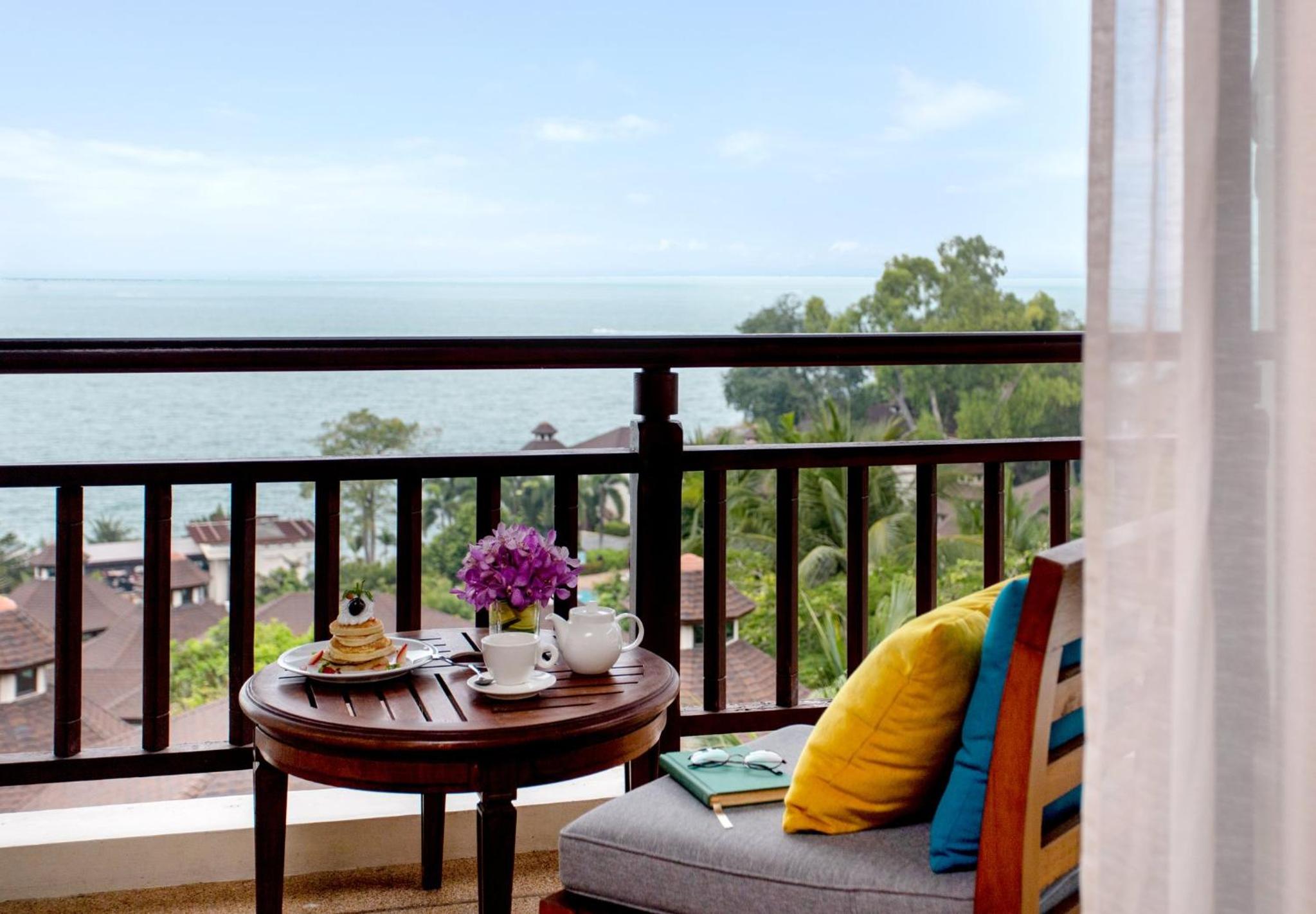 Classic King Room with Ocean View - Photo 5