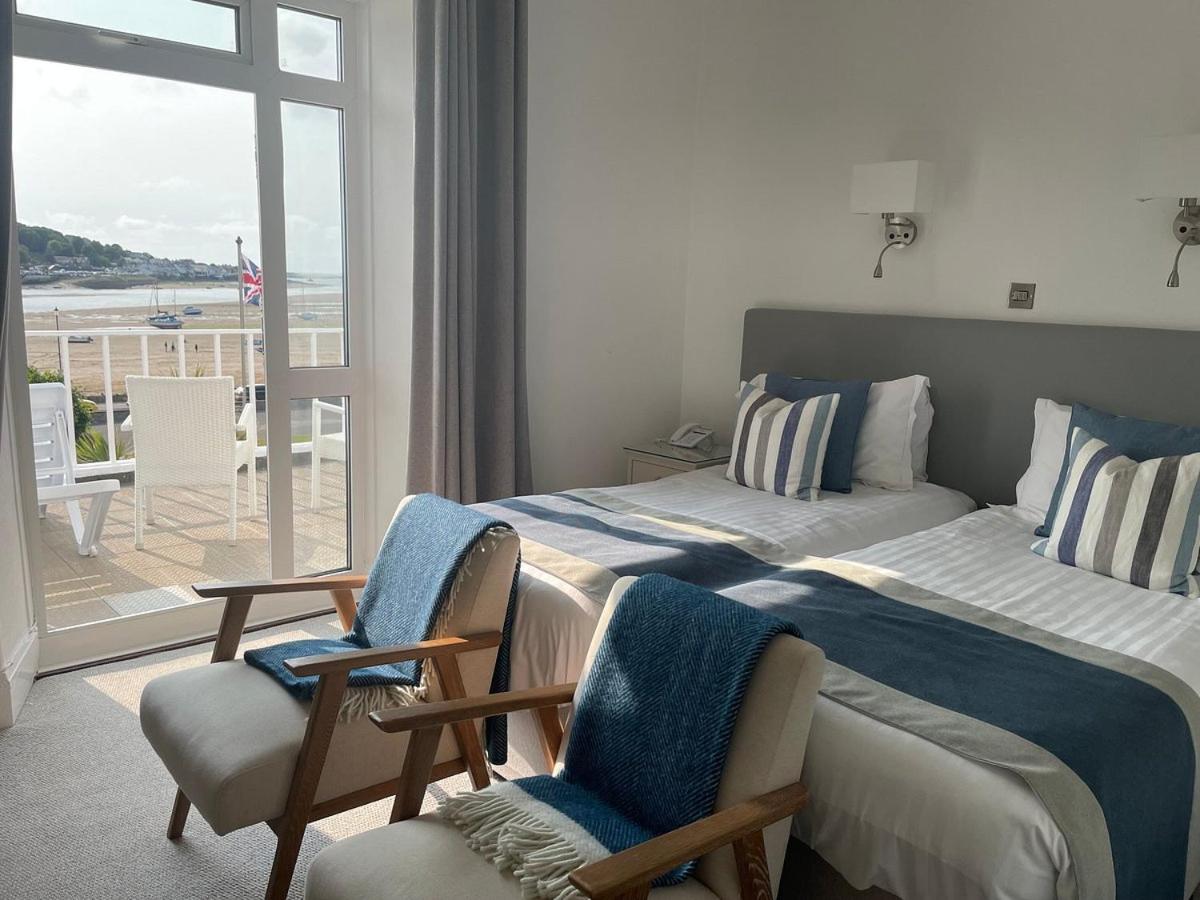 Double Room with Balcony and Sea View
