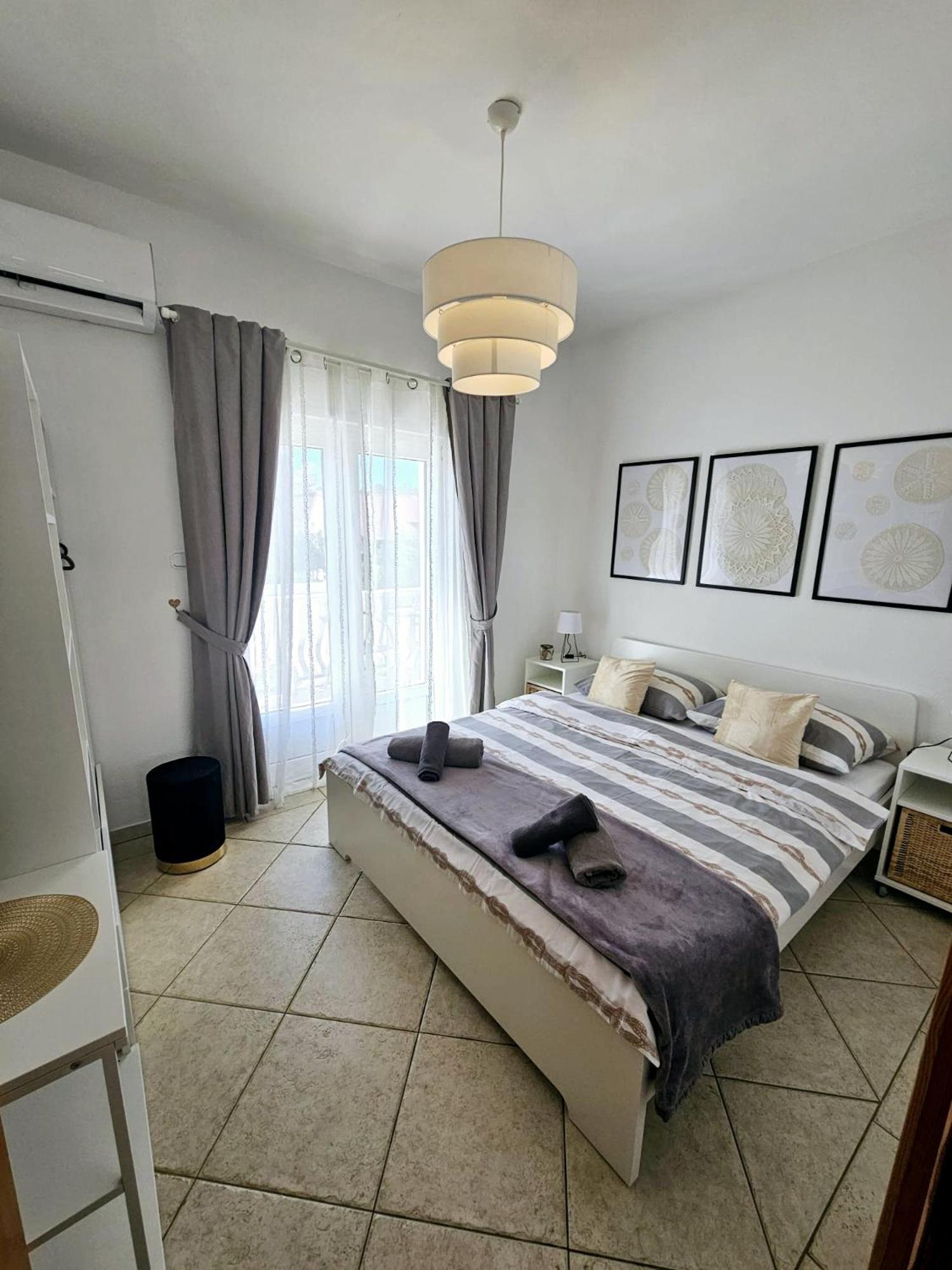 Apartment - Photo 8
