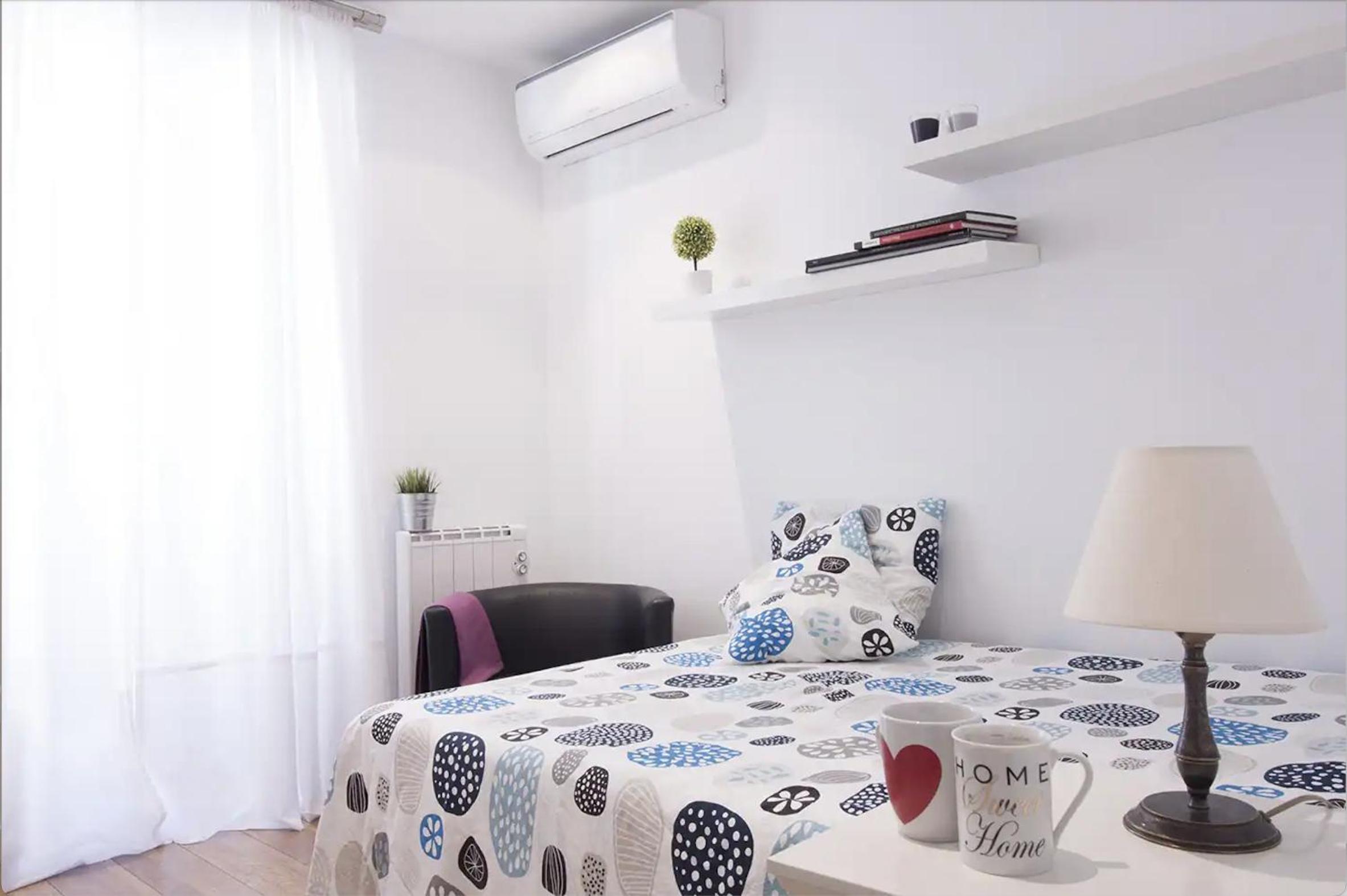 Two-Bedroom Apartment photo 2