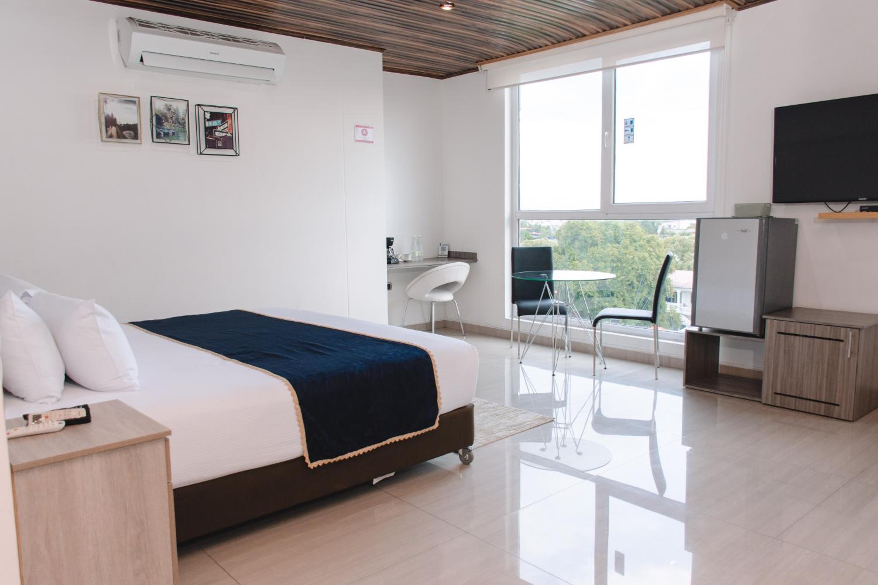 Luxury Suite