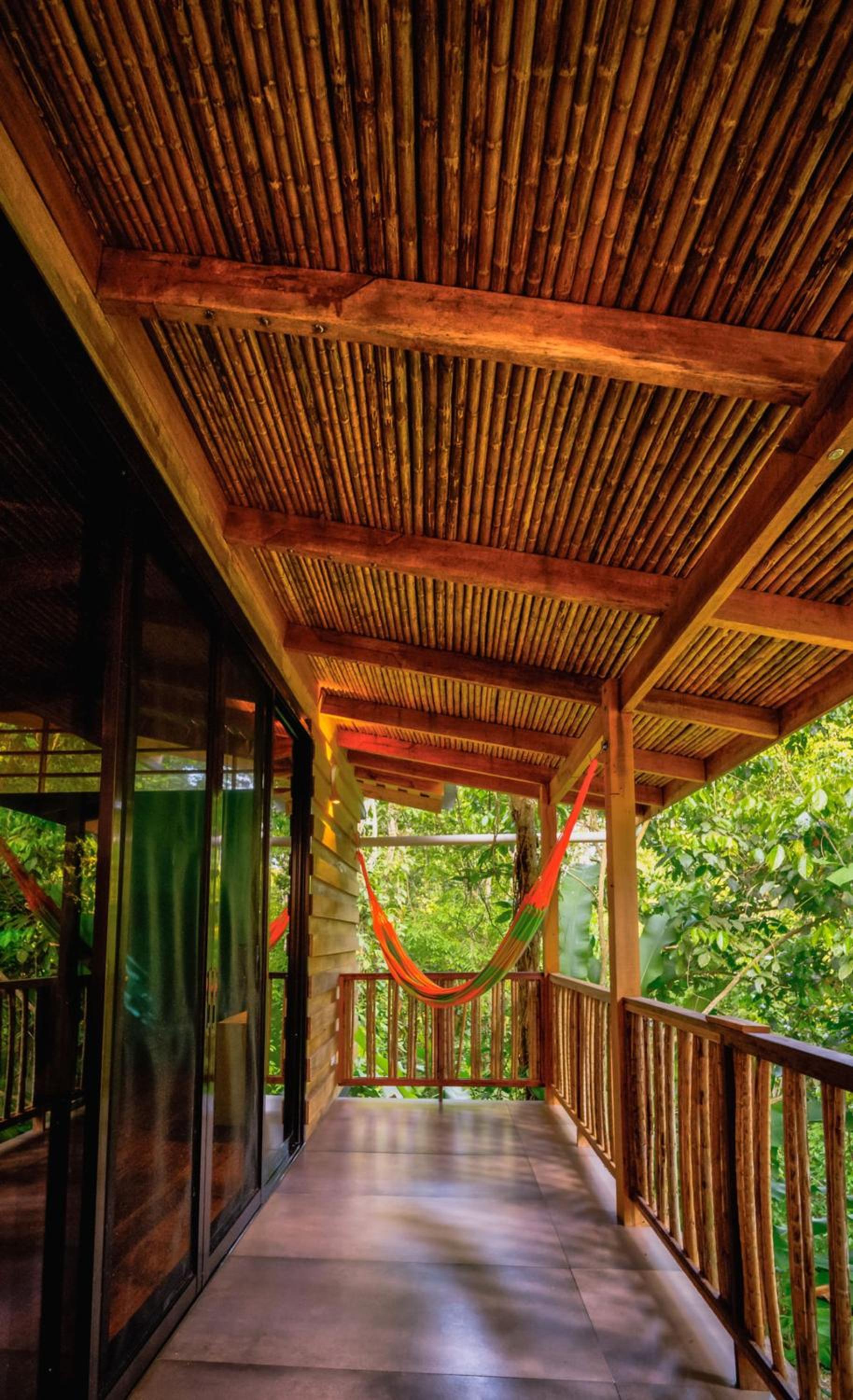 Superior Bungalow - Photo 17