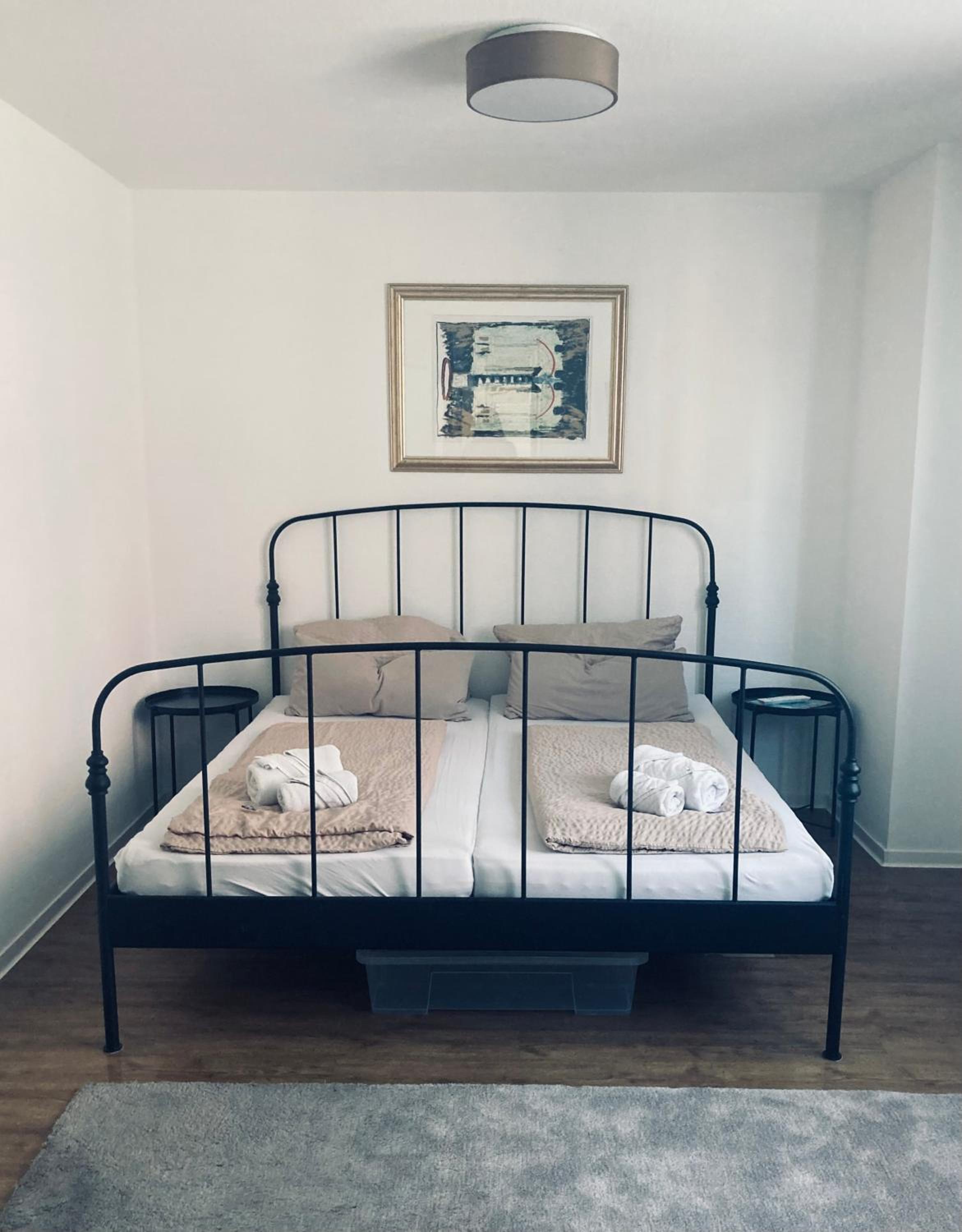 One-Bedroom Apartment photo 1