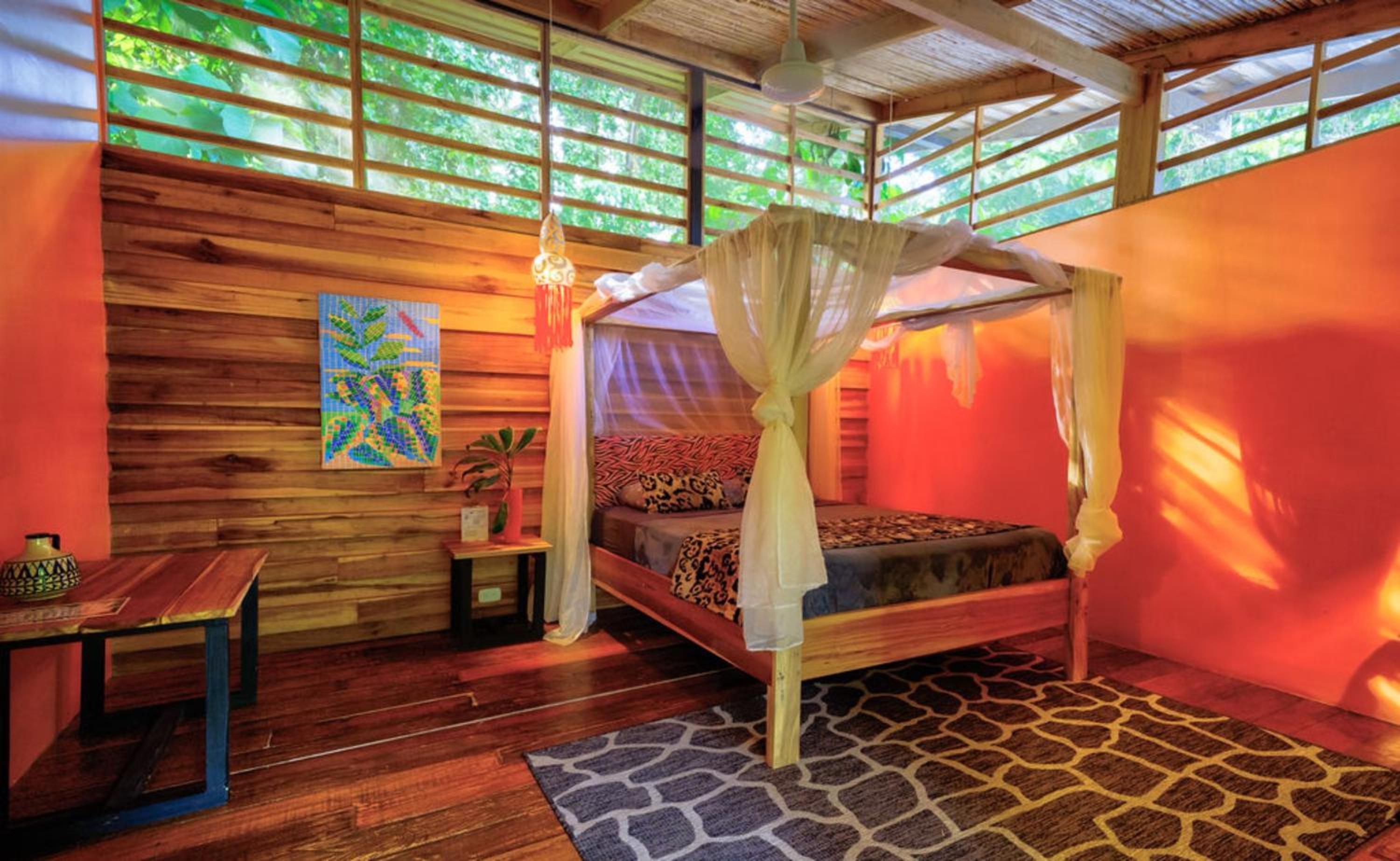 Deluxe Bungalow - Photo 14