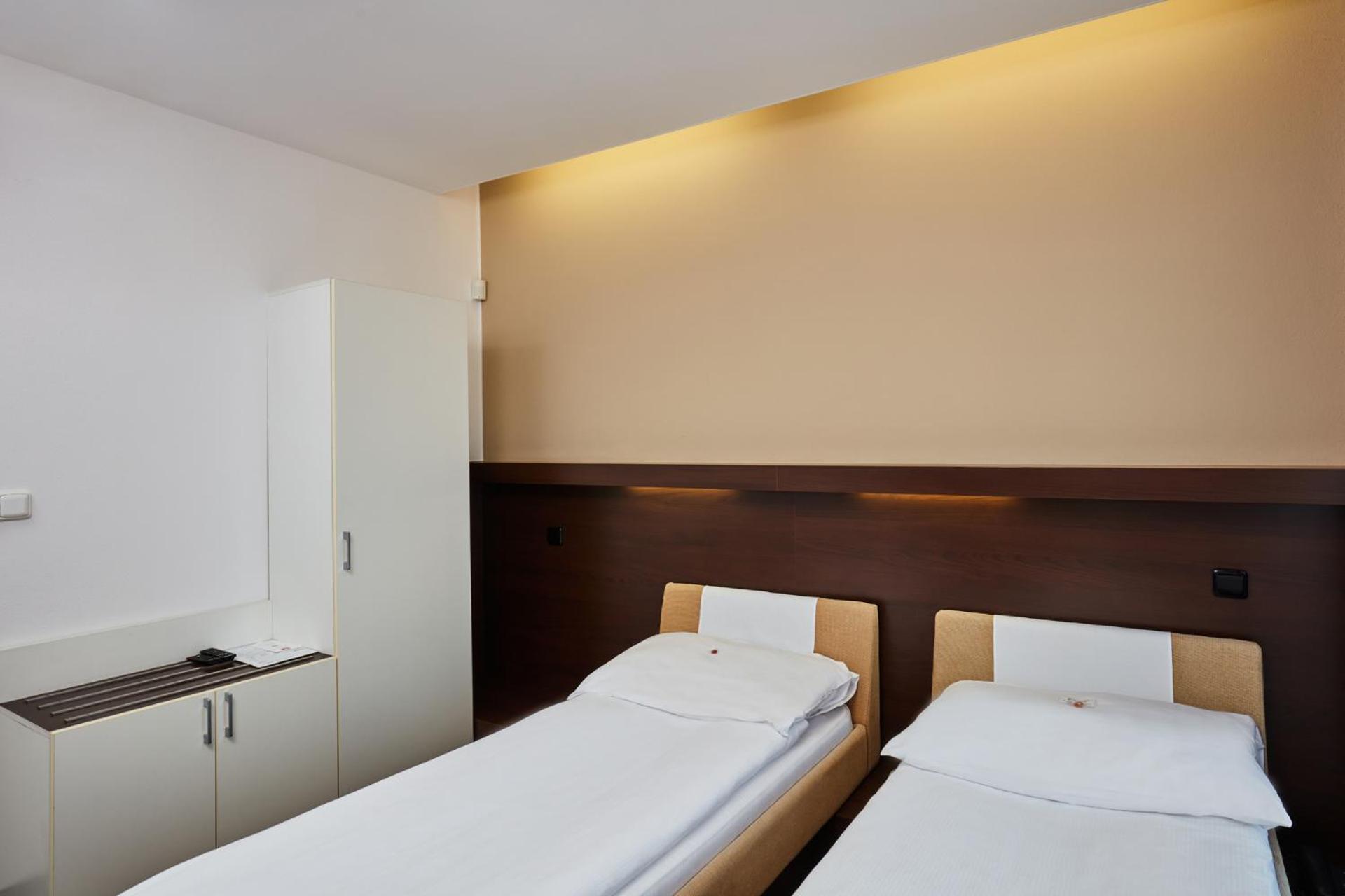 Business Double or Twin Room photo 1