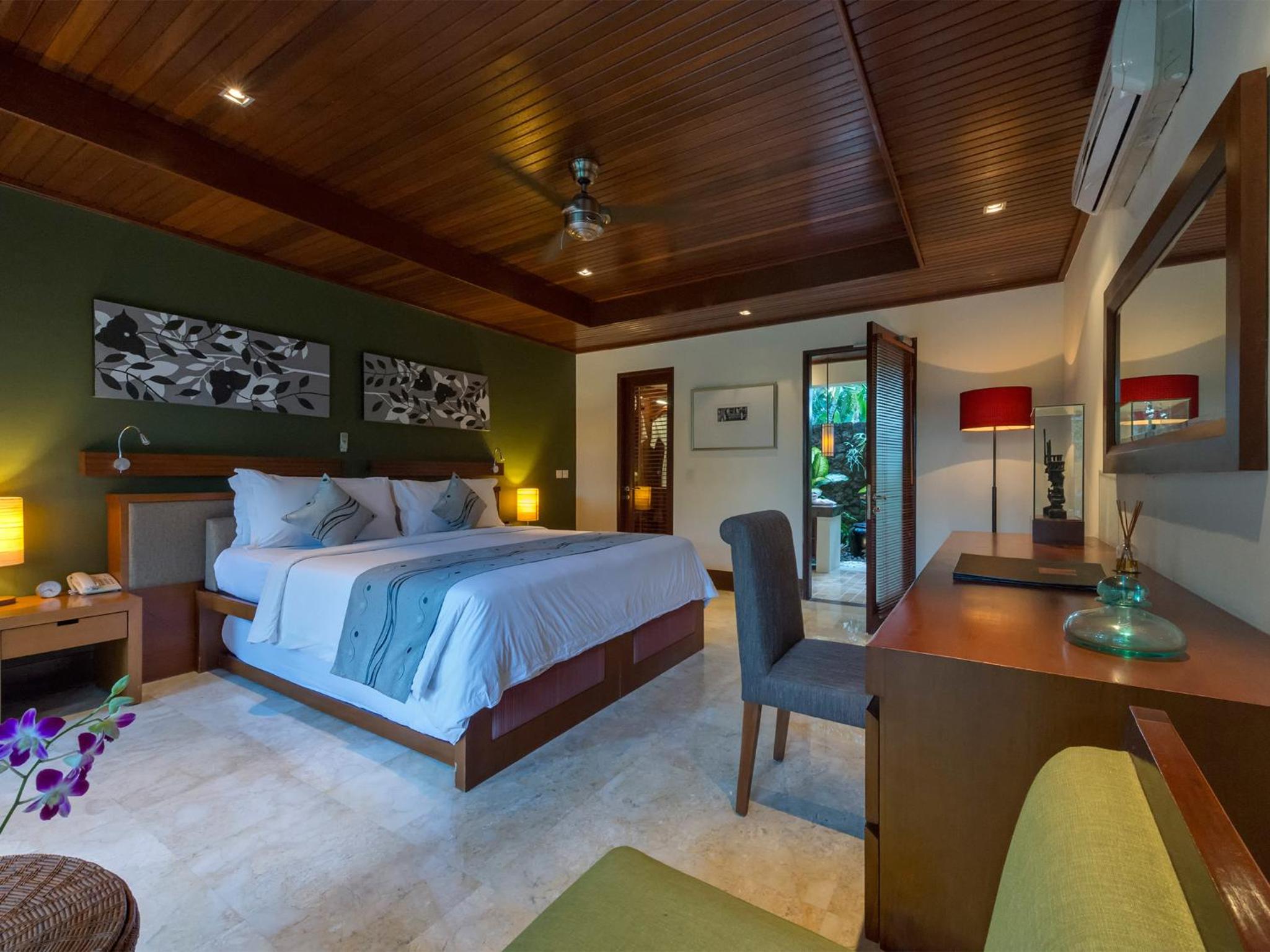 Villa with Private Pool photo 3