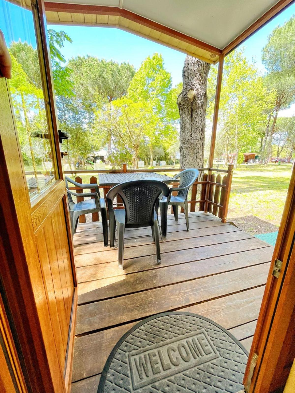 Family Bungalow - Photo 9