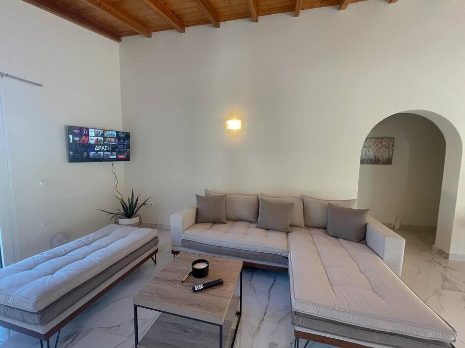 Two-Bedroom House photo 1