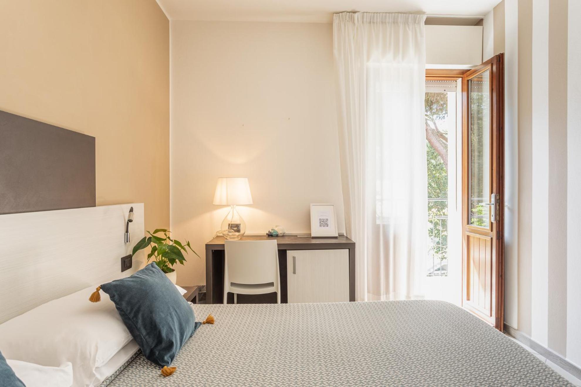 Double or Twin Room - Photo 1