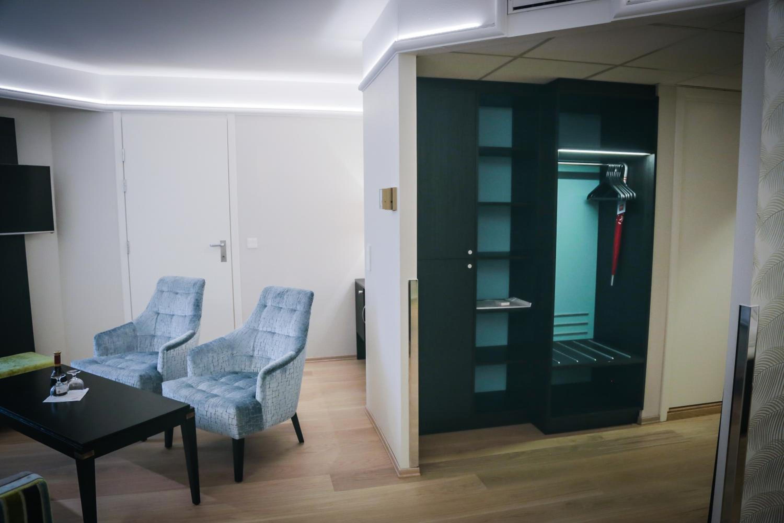 Business Double or Twin Room - Photo 20