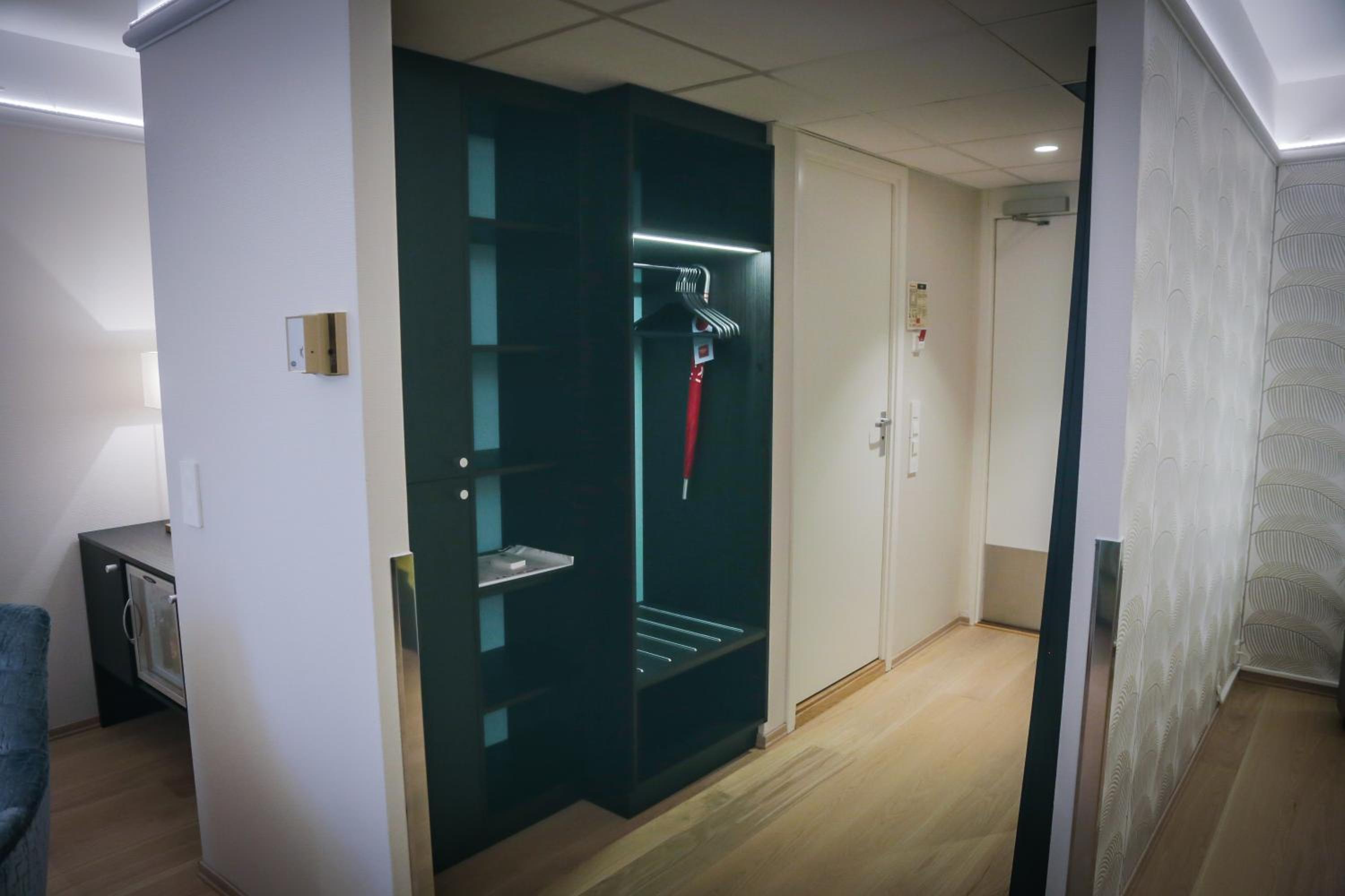 Business Double or Twin Room - Photo 19