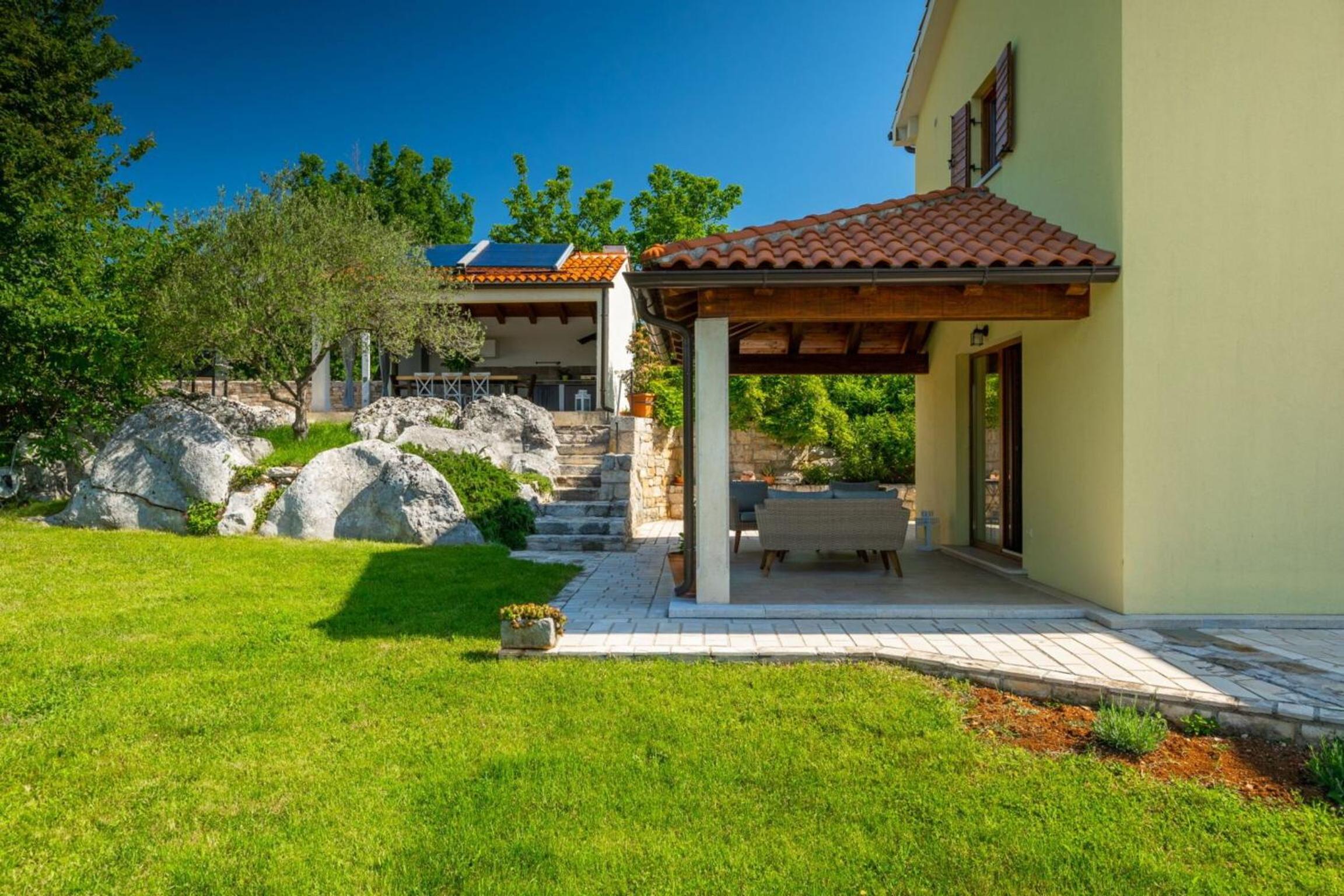 Villa With Private Pool photo 3