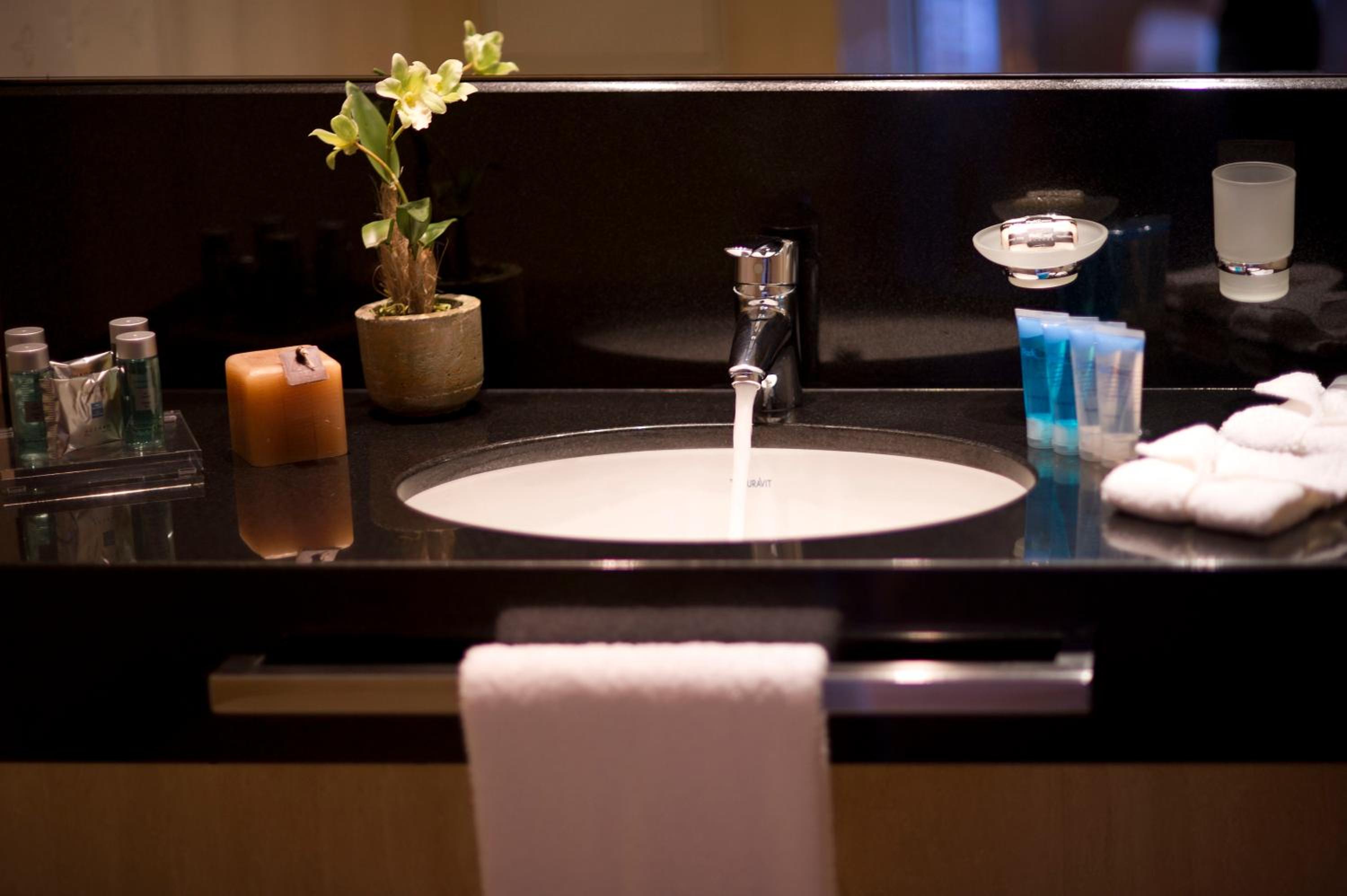 Superior Junior Suite - Photo 7
