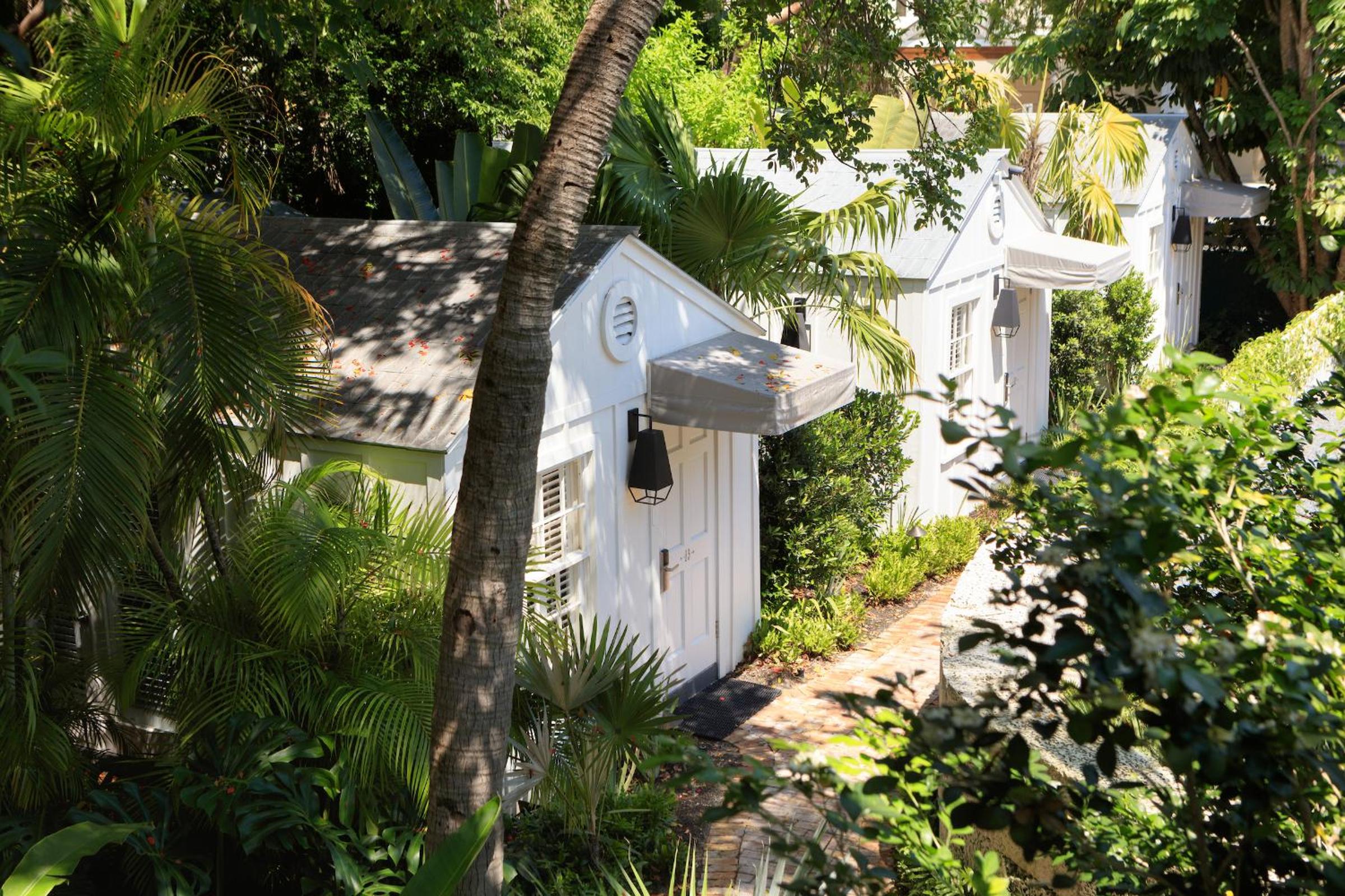 Bungalow - Photo 2