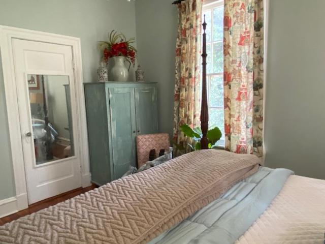 King Suite with Spa Bath photo 1