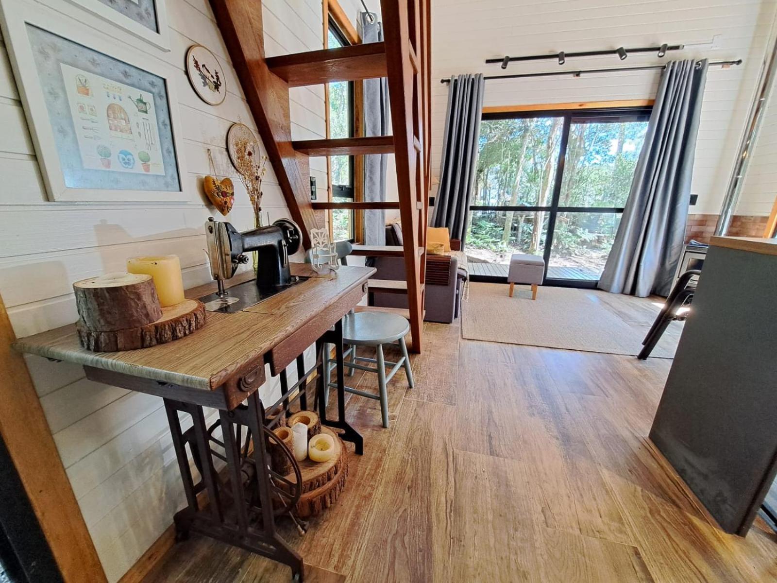 One-Bedroom House photo 1