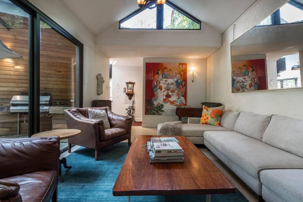 Four-Bedroom House photo 1