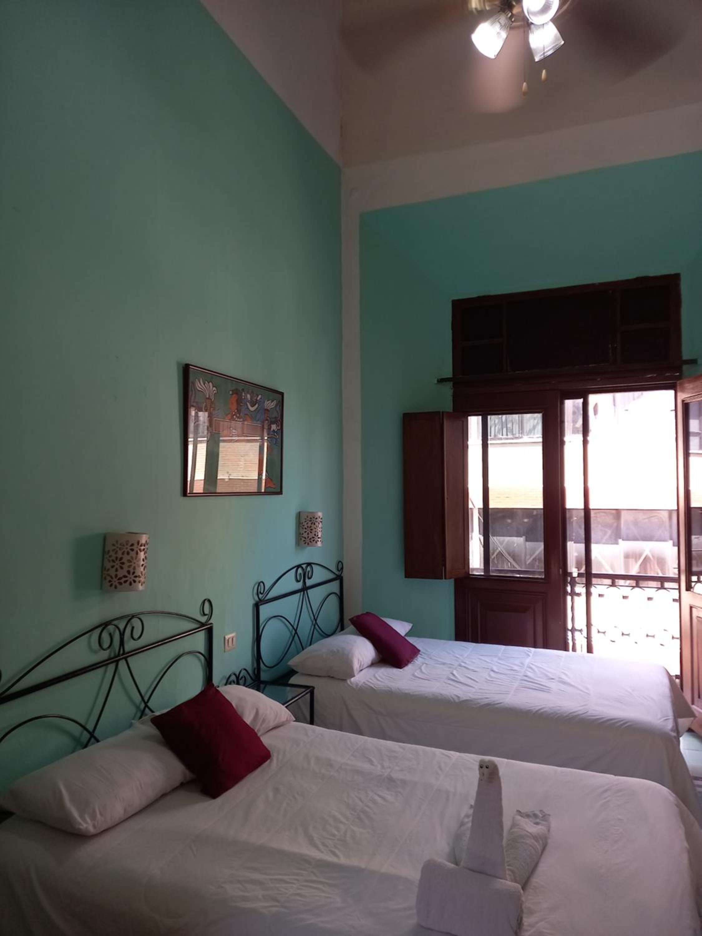 Double Room with Two Double Beds - Photo 13