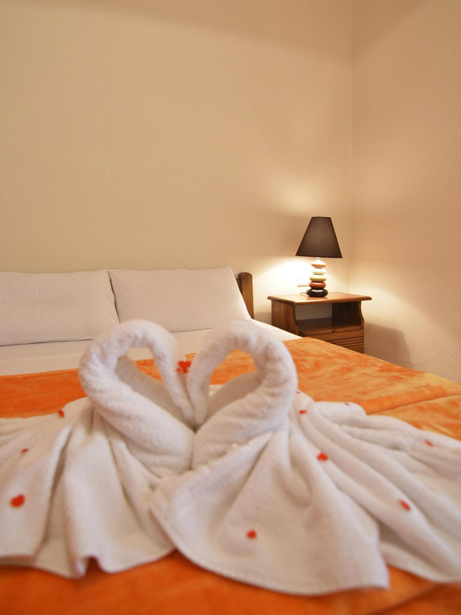 Two-Bedroom Apartment with City View - Photo 19