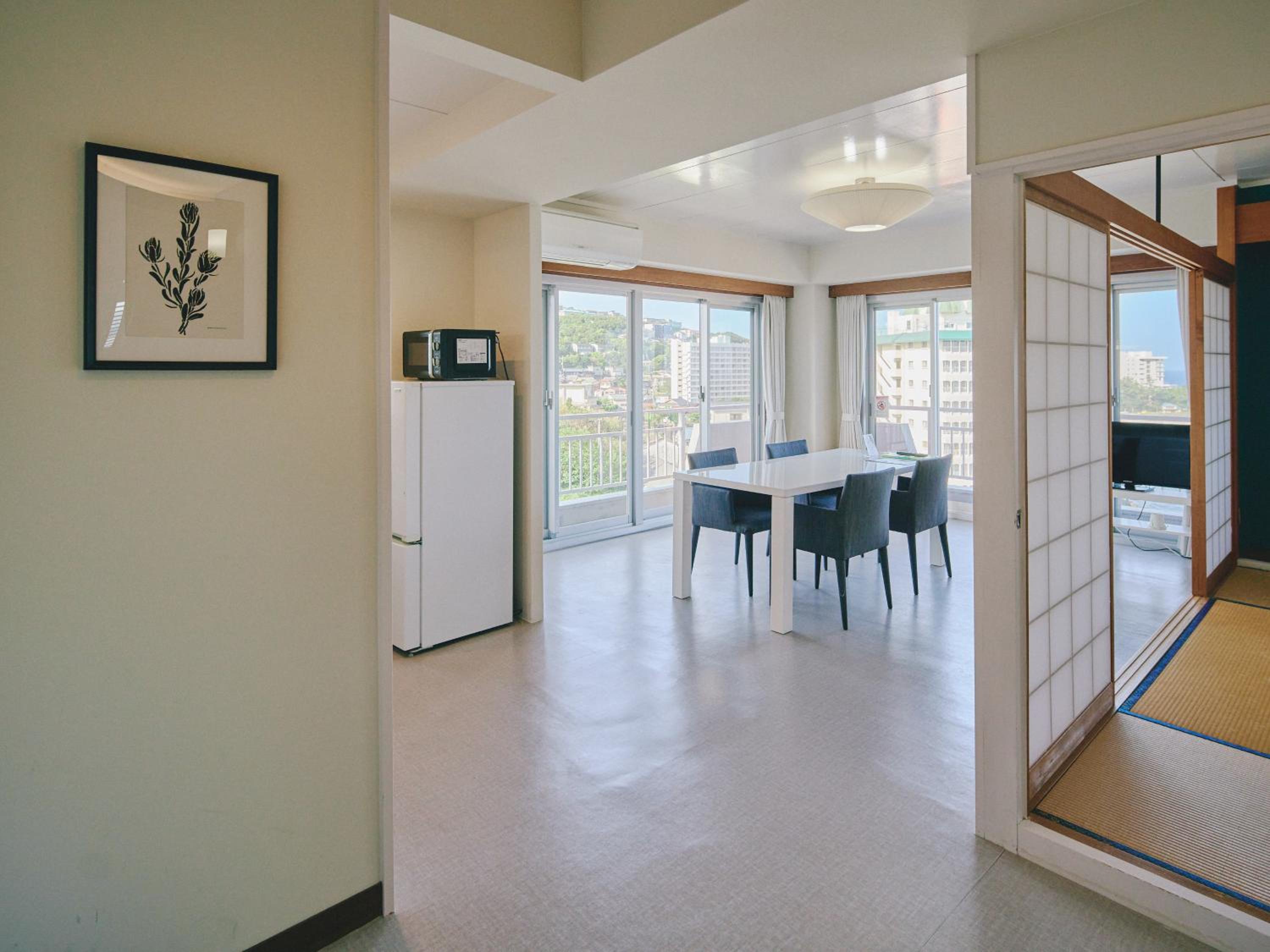 Apartment with Sea View - Photo 7