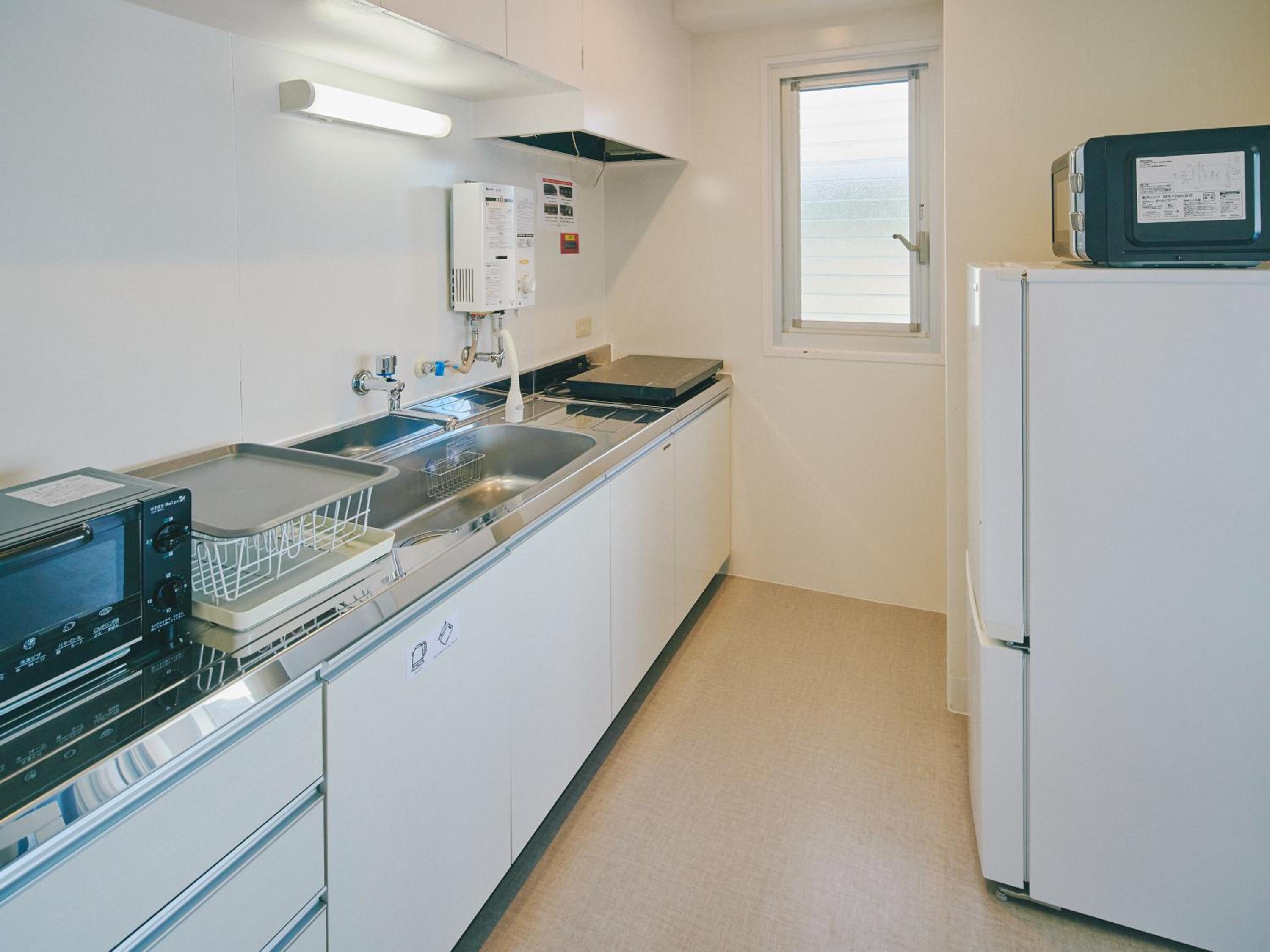 Apartment with Sea View - Photo 5