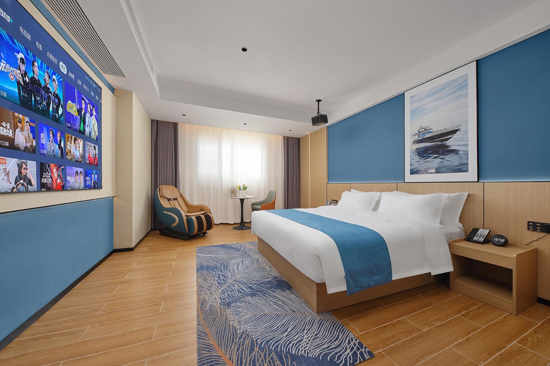 Superior King Room