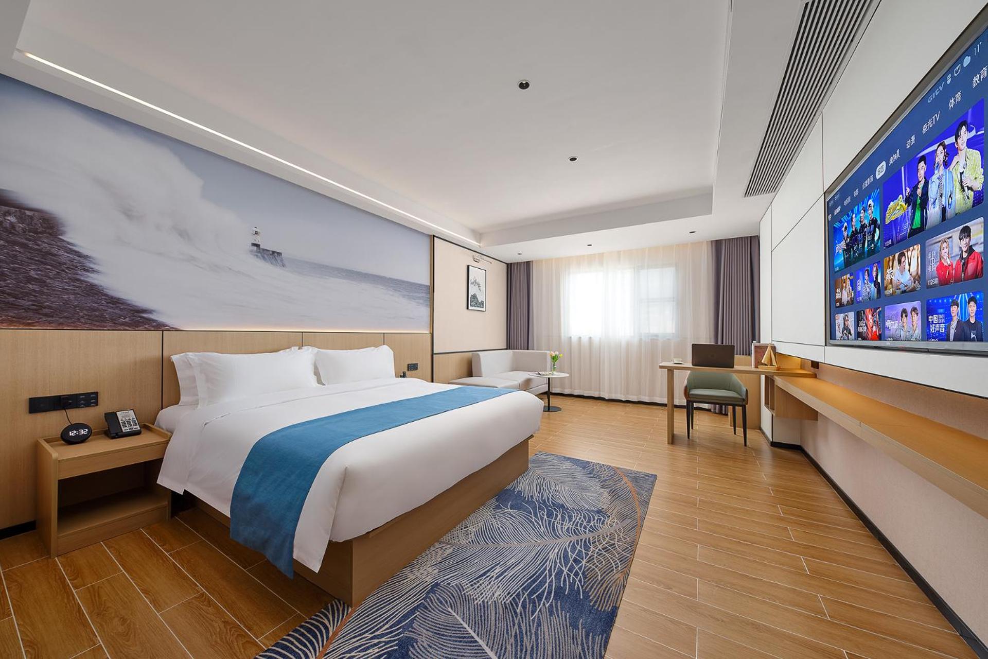 Deluxe Suite photo 2