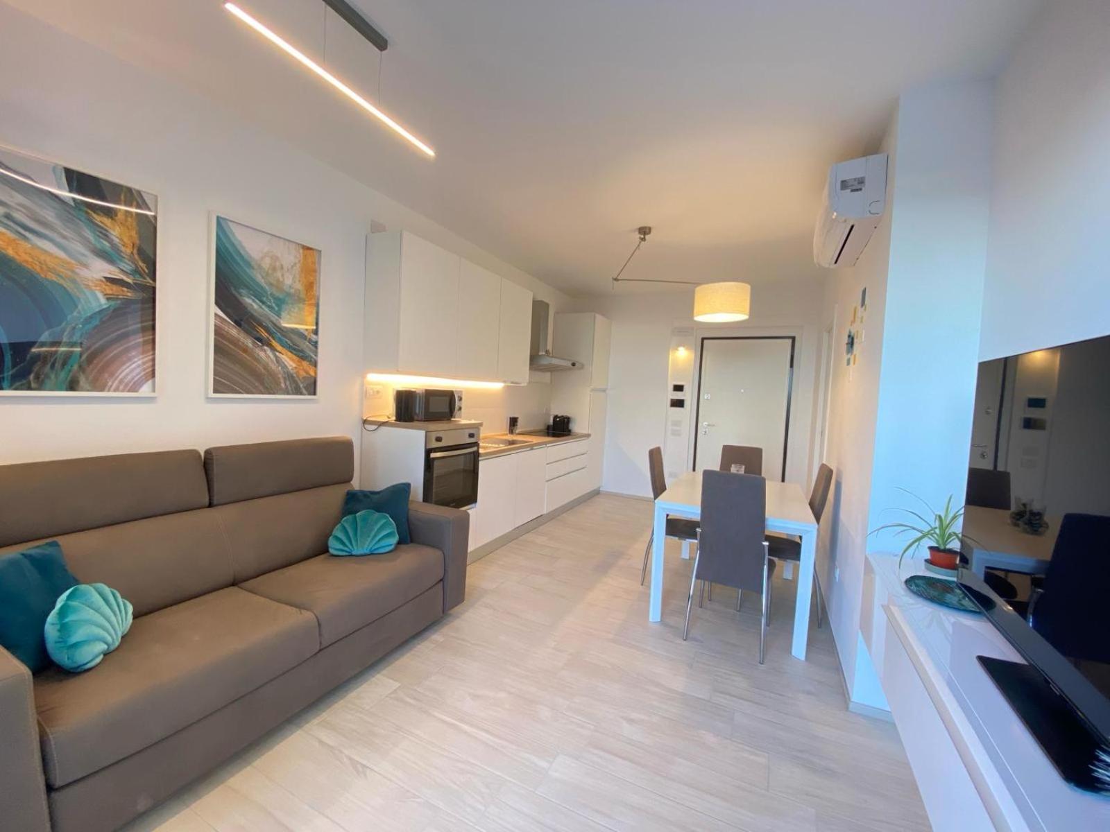 Apartment with Sea View photo 1